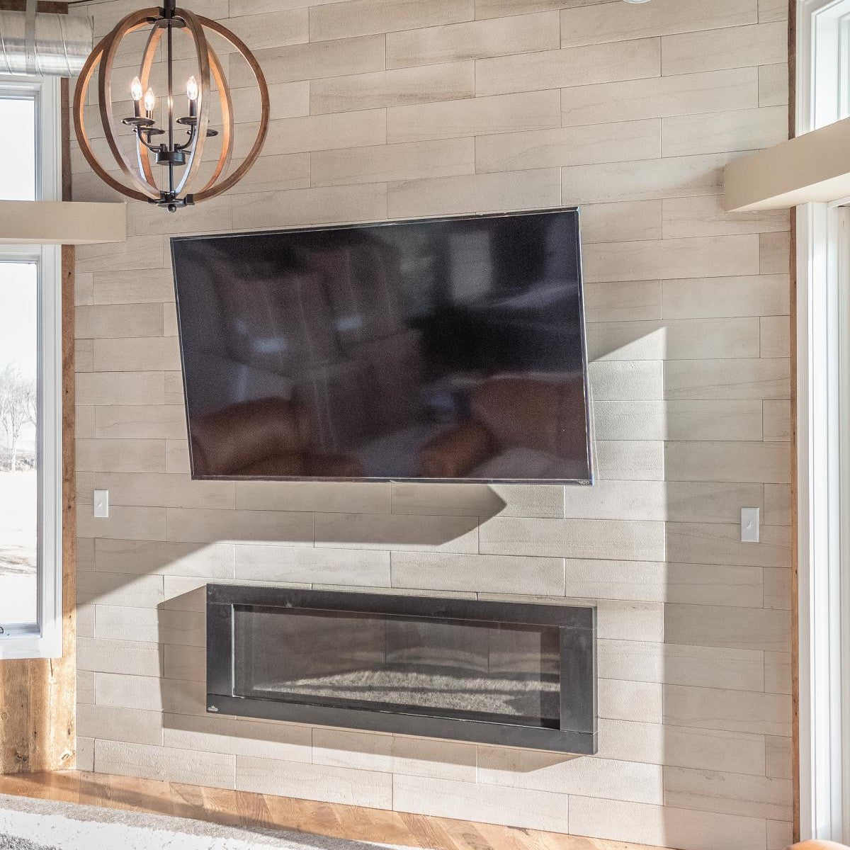 Pieces from the Signature Metrofit Collection displaying clean lines and a smooth texture in elegant Arctic Grey and Yorkshire colors, perfect for modern stone masonry designs.