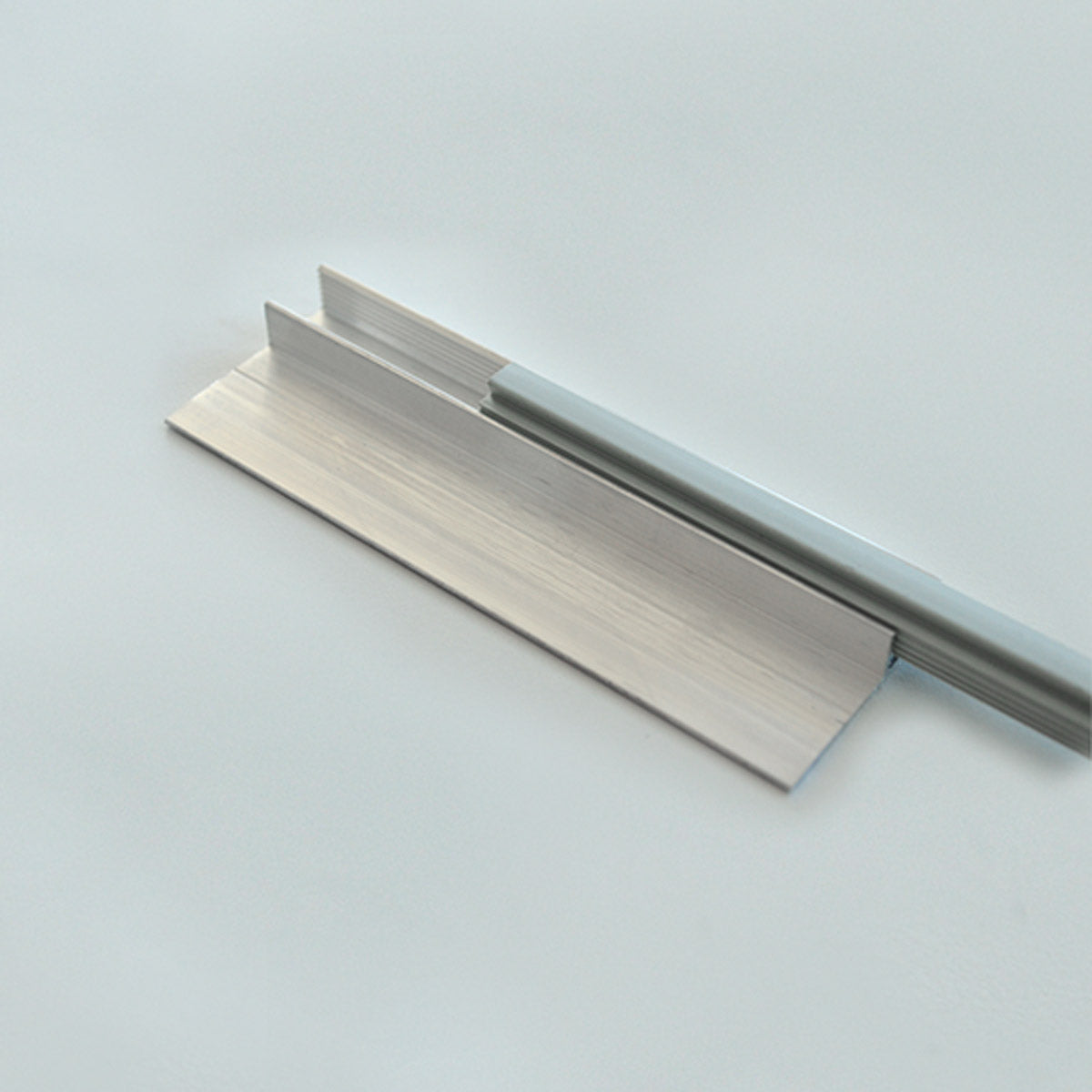 High-quality fixing bases for secure trim installation in interior design and architecture projects.