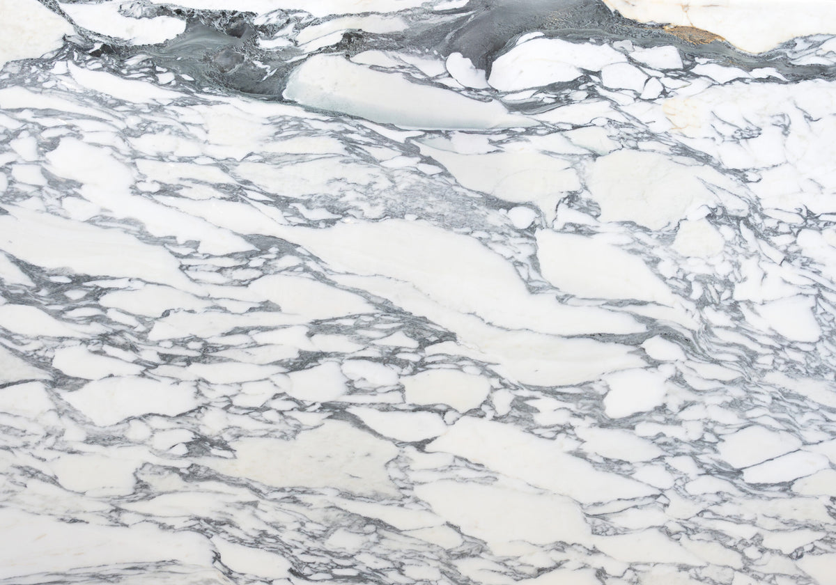 Marble Slabs Statuario Corchia Classic marble slabs, top-down product view. Premium marble for floors and walls.