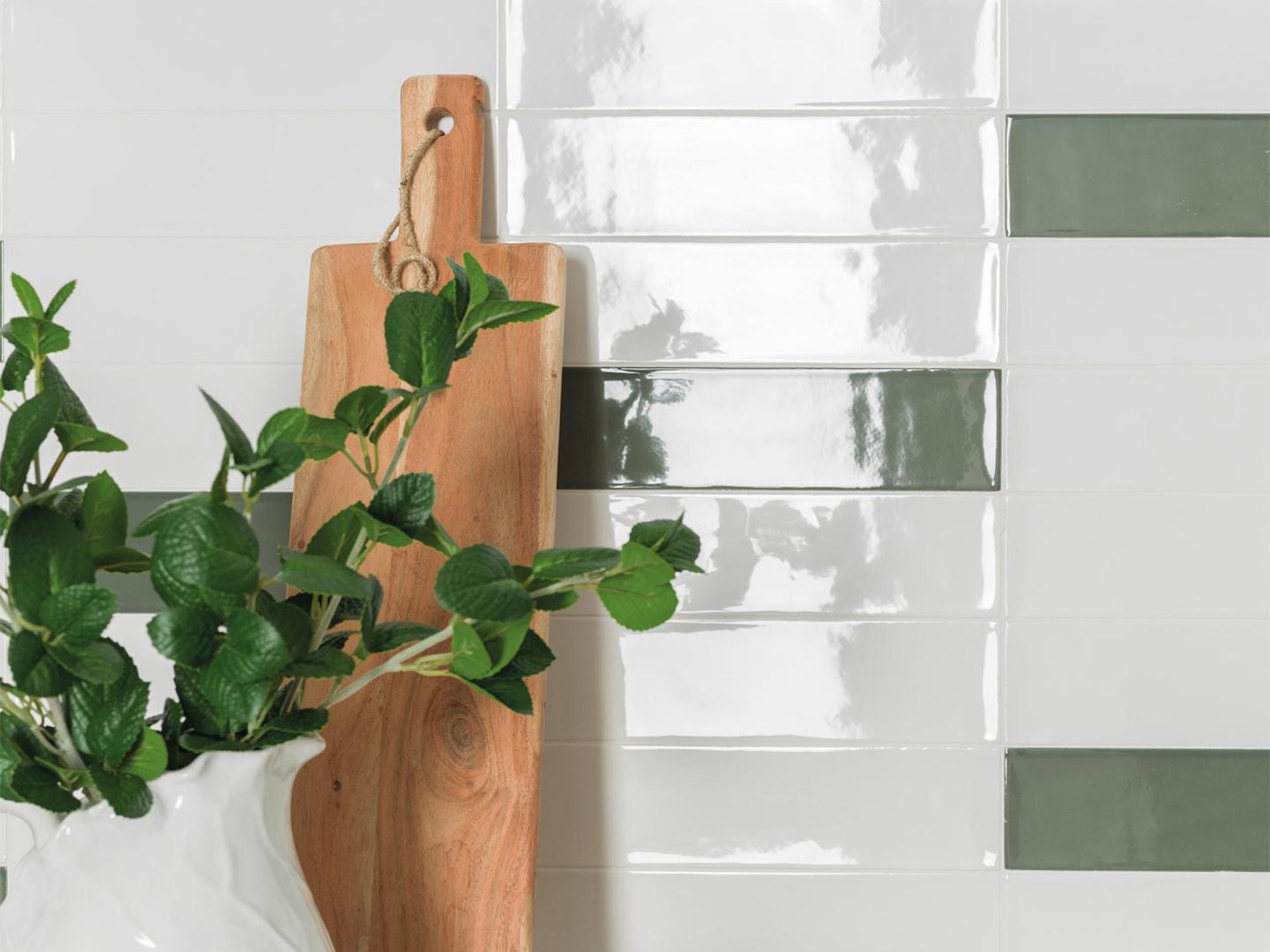 Mediterranea Nieve Calpe Wall Tile (3x12x8.5-mm | gloss)