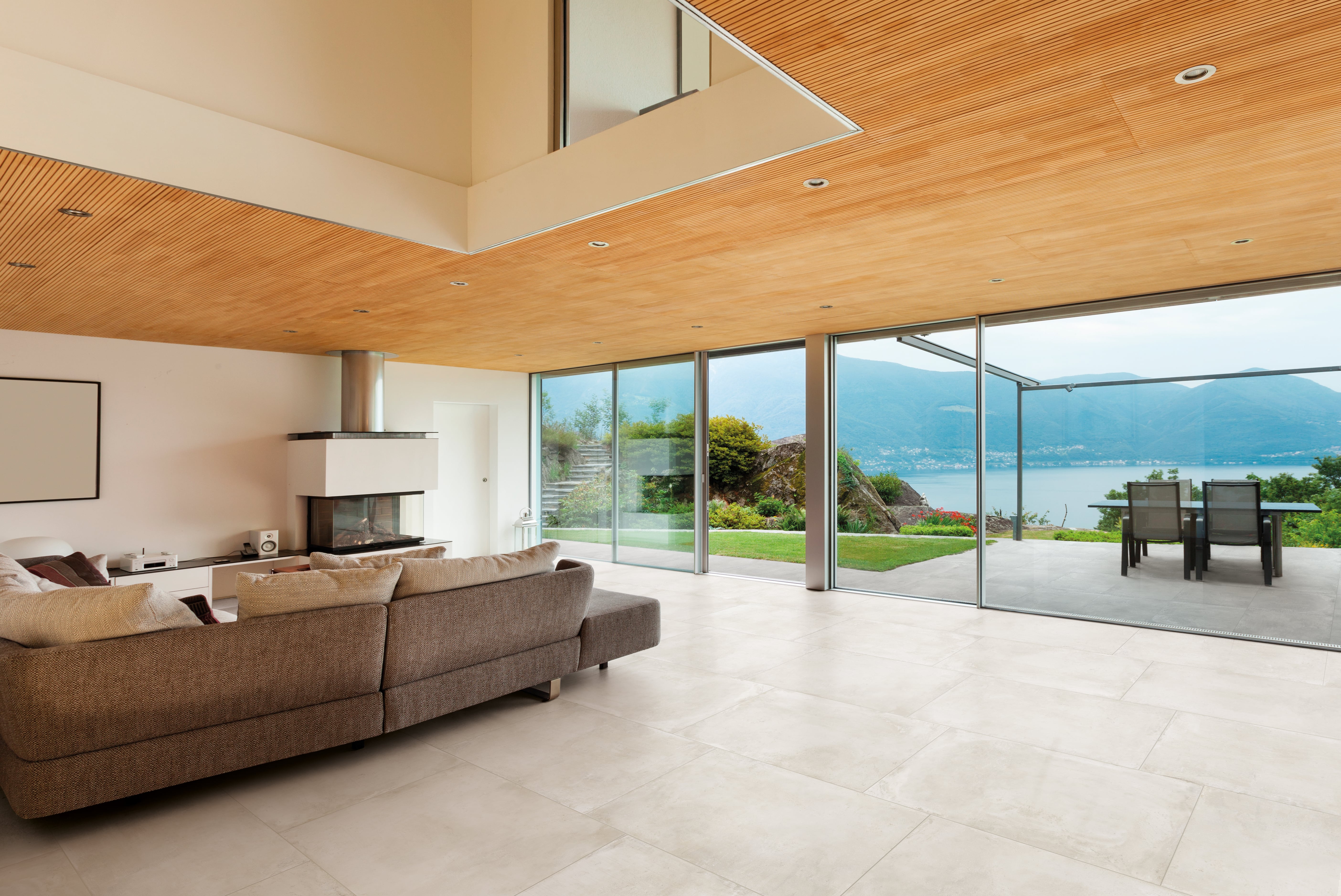 PLUS ONE: Ash Paving Tile (24"x24"x20-mm | grip)