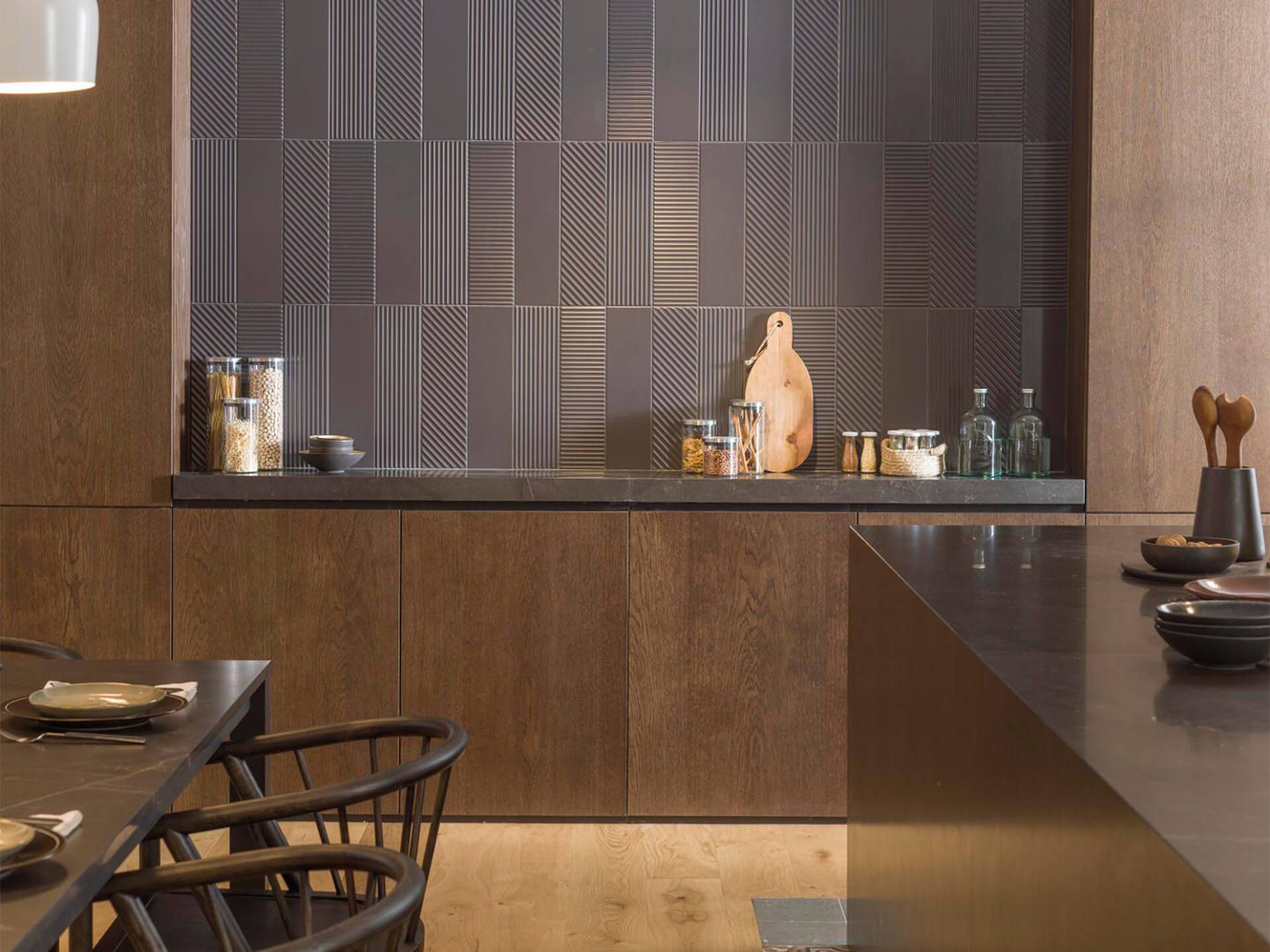 Trend Dark Wall Tile (5x17x8.5-mm | gloss)