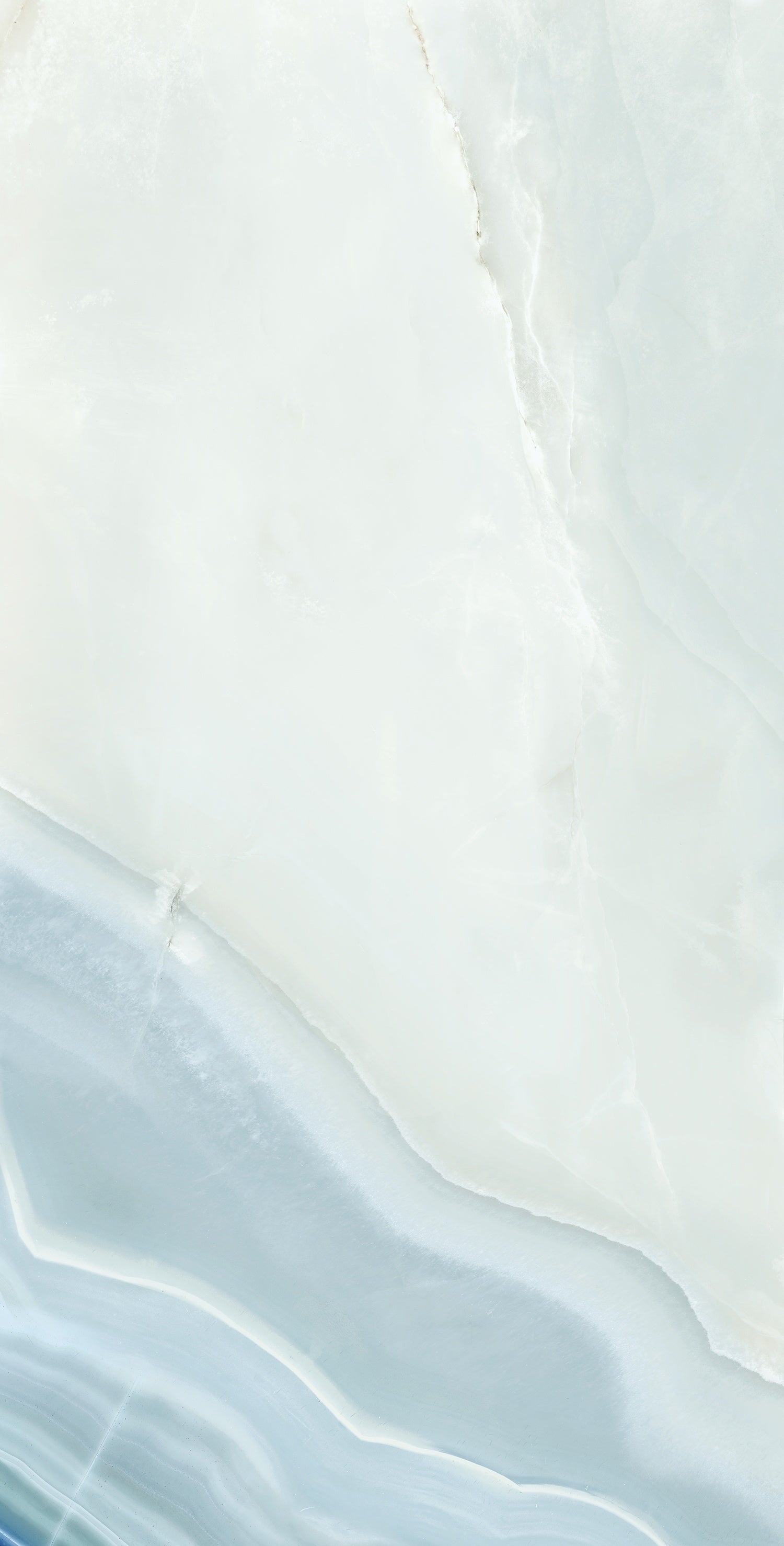 Luxury porcelain bullnose trim in white agate effect with semi-gloss finish, evoking natural stone elegance and refined opulence.