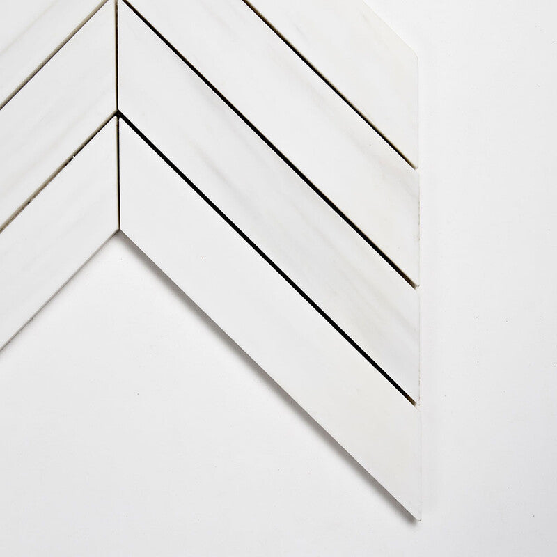 BIANCO DOLOMITI CLASSIC : Chevron Field Tile (honed | 10"x13"x3/8" | straight cut)