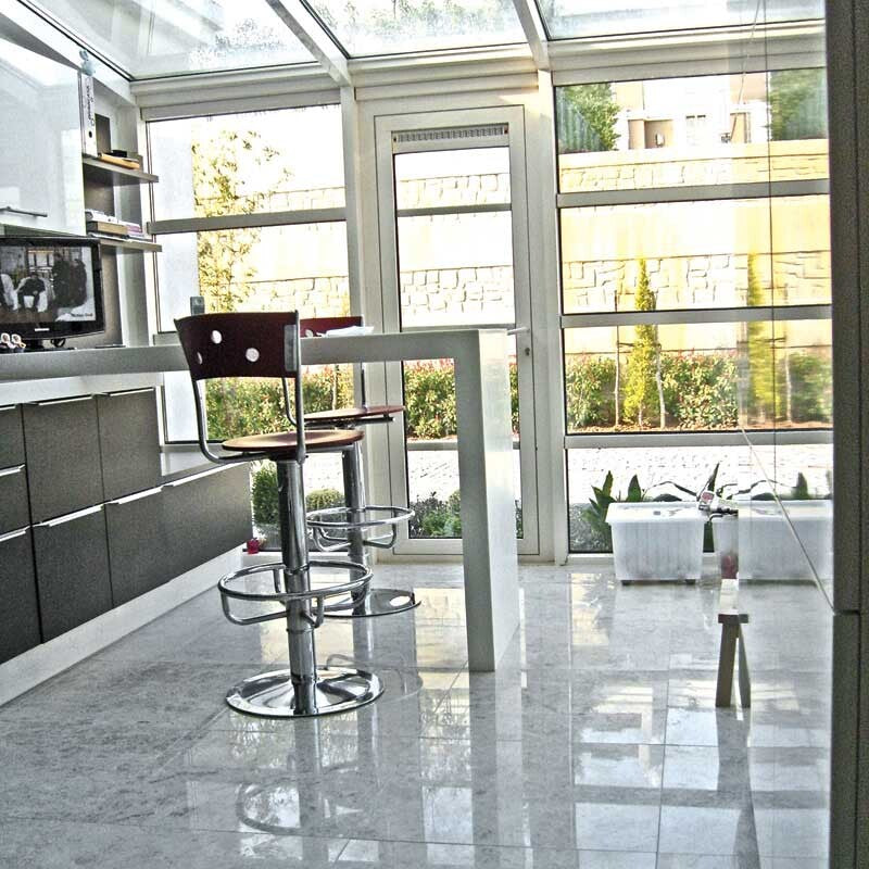 SILVER SHADOW : Square Field Tile (honed | 18"x18"x1/2" | straight cut)