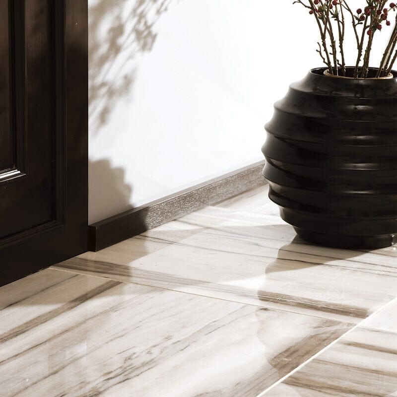 SKYLINE : Square Field Tile (polished | 18"x18"x1/2" | straight cut)