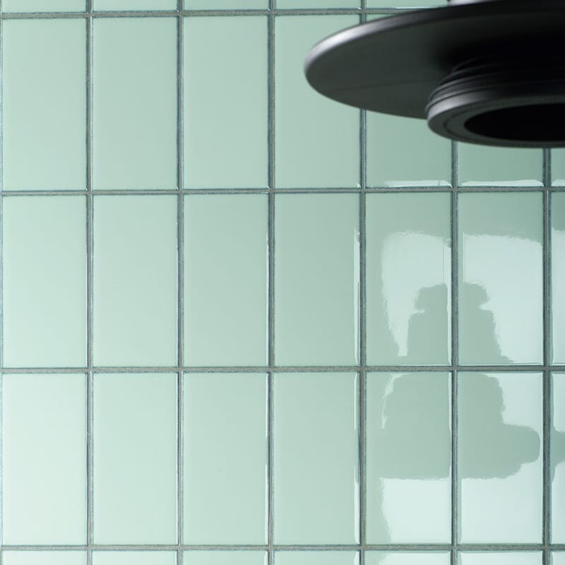 BELLA MURO CERAMIC: Aquamarine Rectangle Field Tile (glossy | 4"x8"x9/32" | beveled)