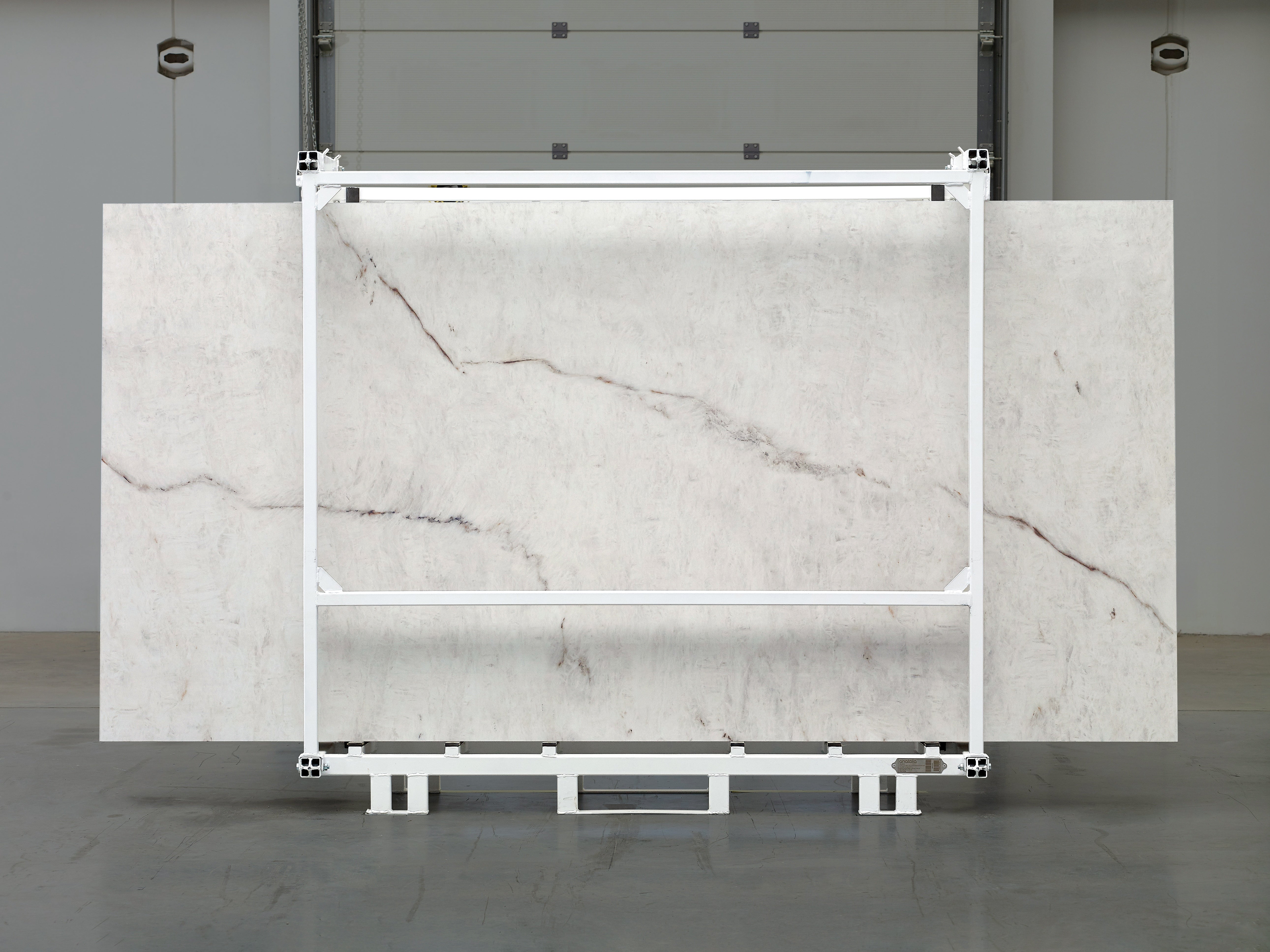 Majesto Cristallo sintered stone slabs by Anatolia, top-down product view, 64"×127"×15/32" size. Turkish sintered stone for floors and walls.