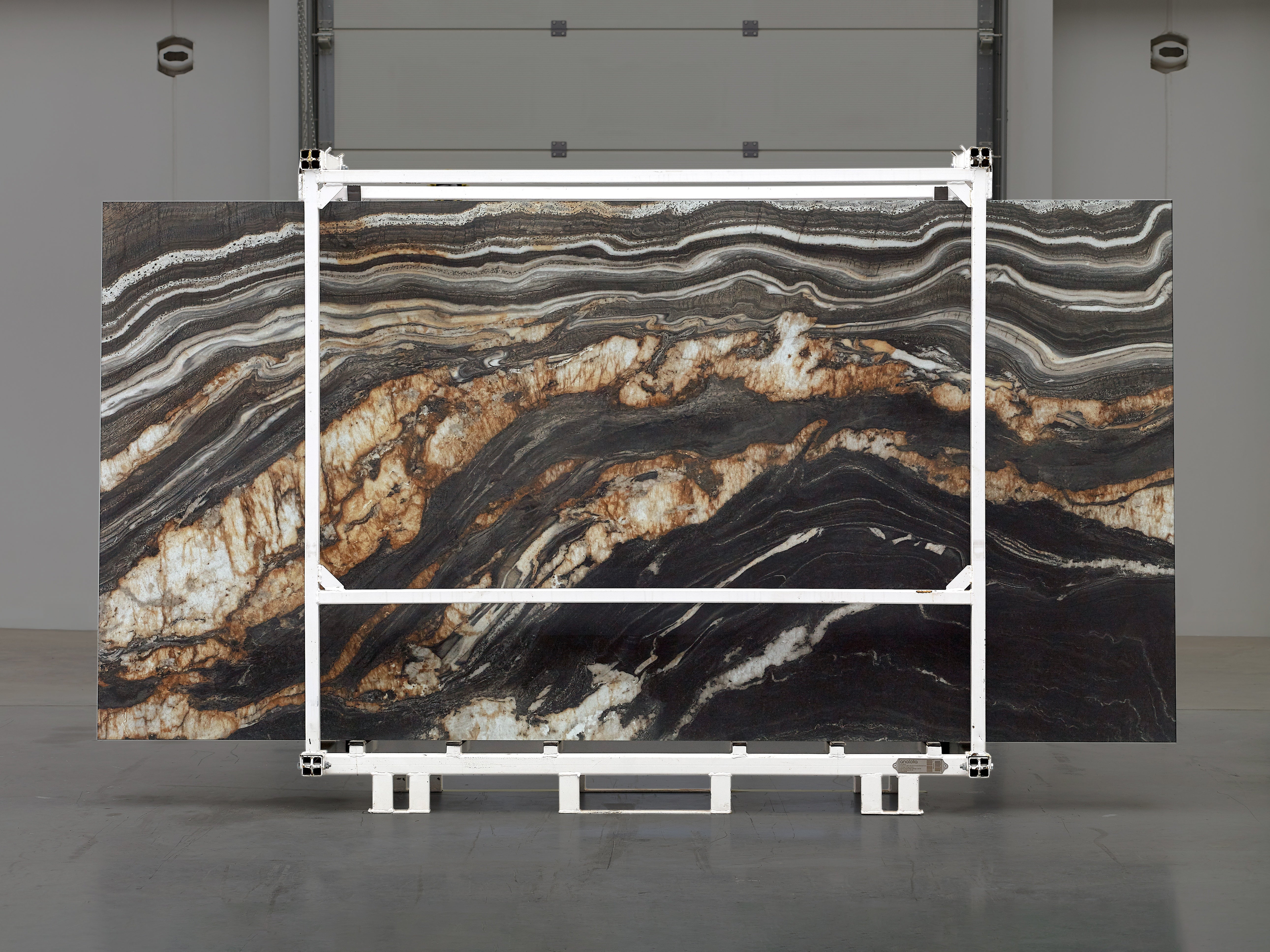 Majesto Oro Noir sintered stone slabs by Anatolia, top-down product view, 64"×127"×15/32" size. Turkish sintered stone for floors and walls.