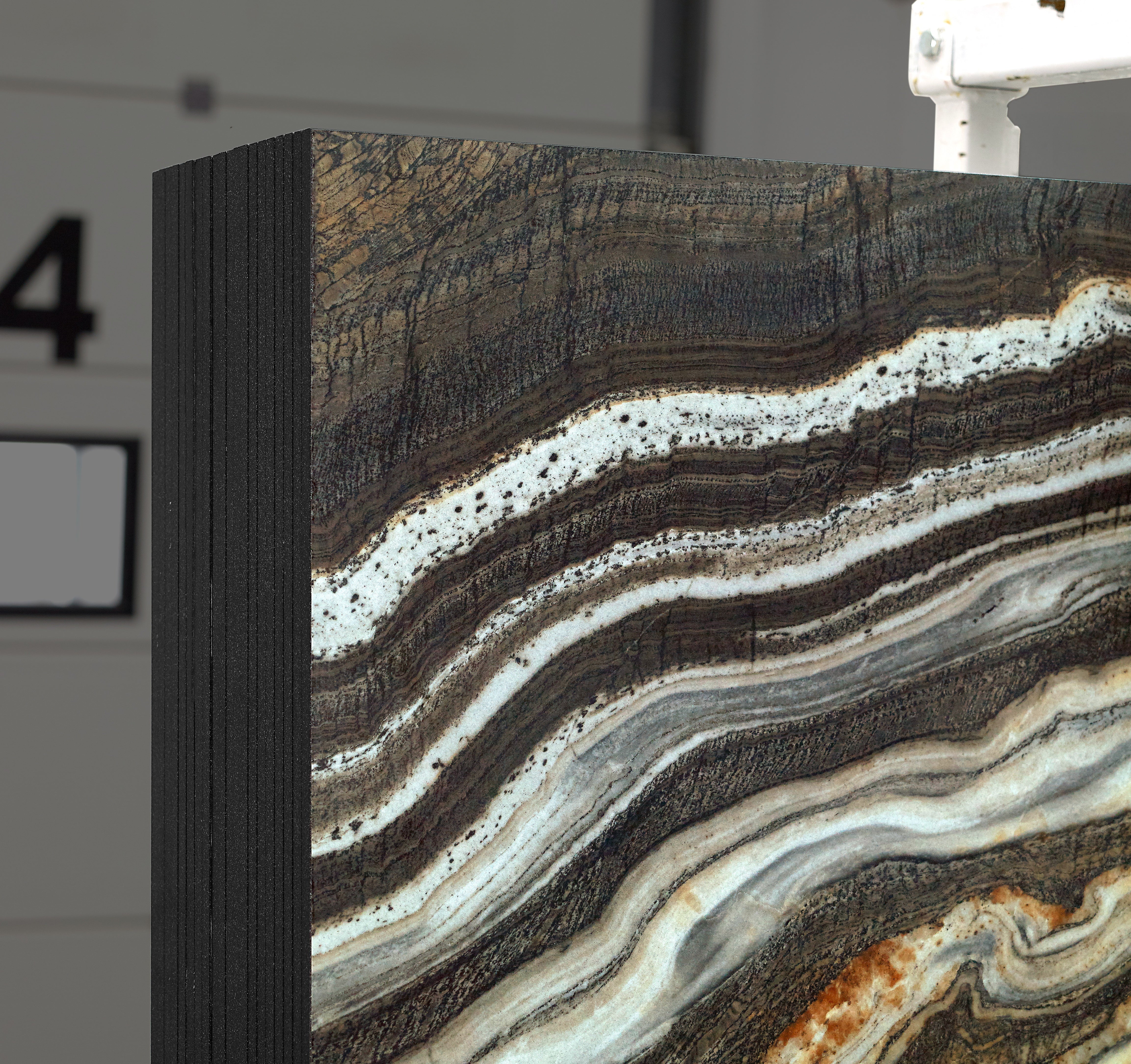 Majesto Oro Noir sintered stone slabs by Anatolia, top-down product view, 64"×127"×15/32" size. Turkish sintered stone for floors and walls.
