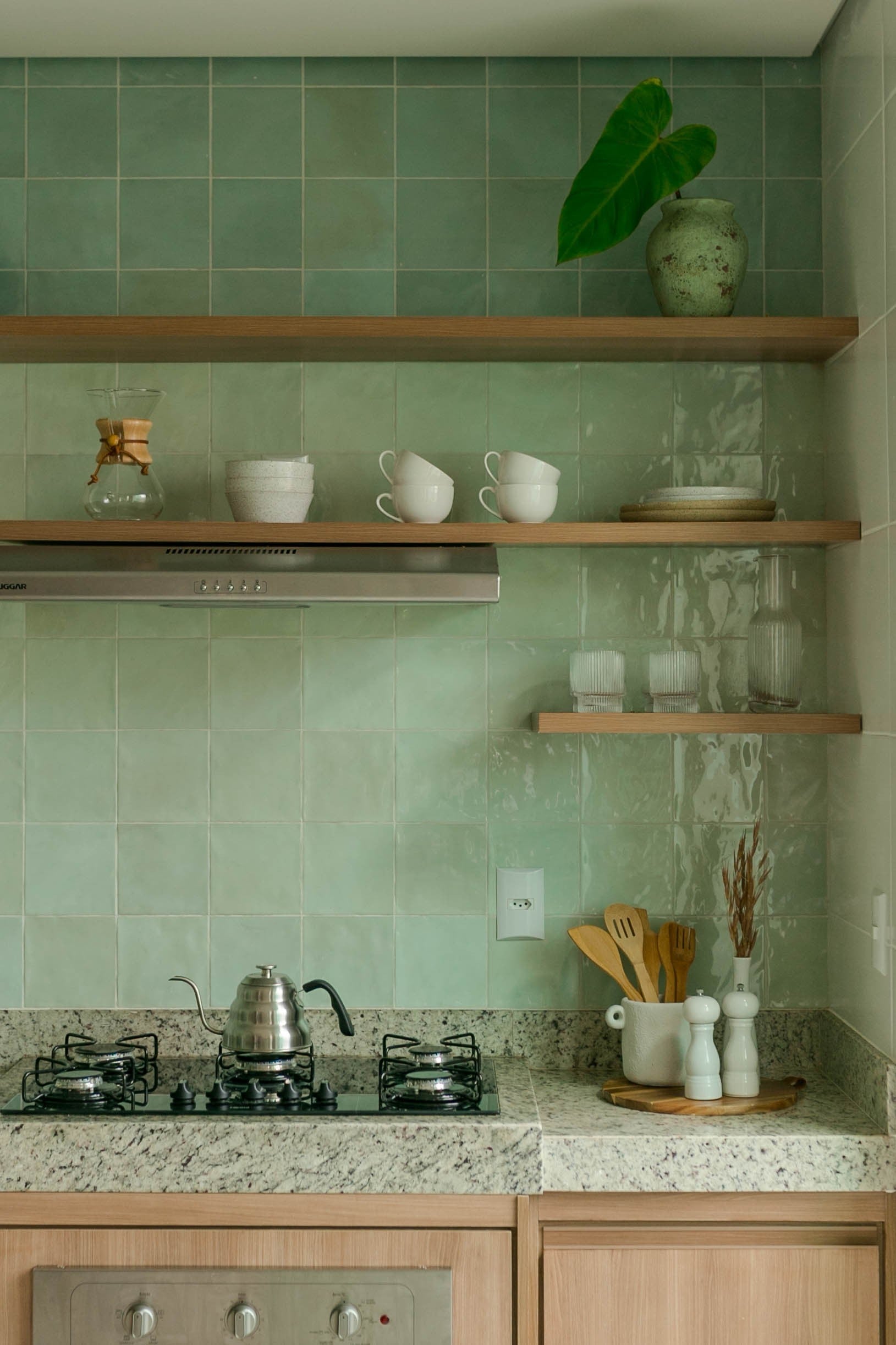 CHROMATIC SYMPHONY: Seaside Sonata Field Tile (6"x6"x9-mm | glossy | pressed)