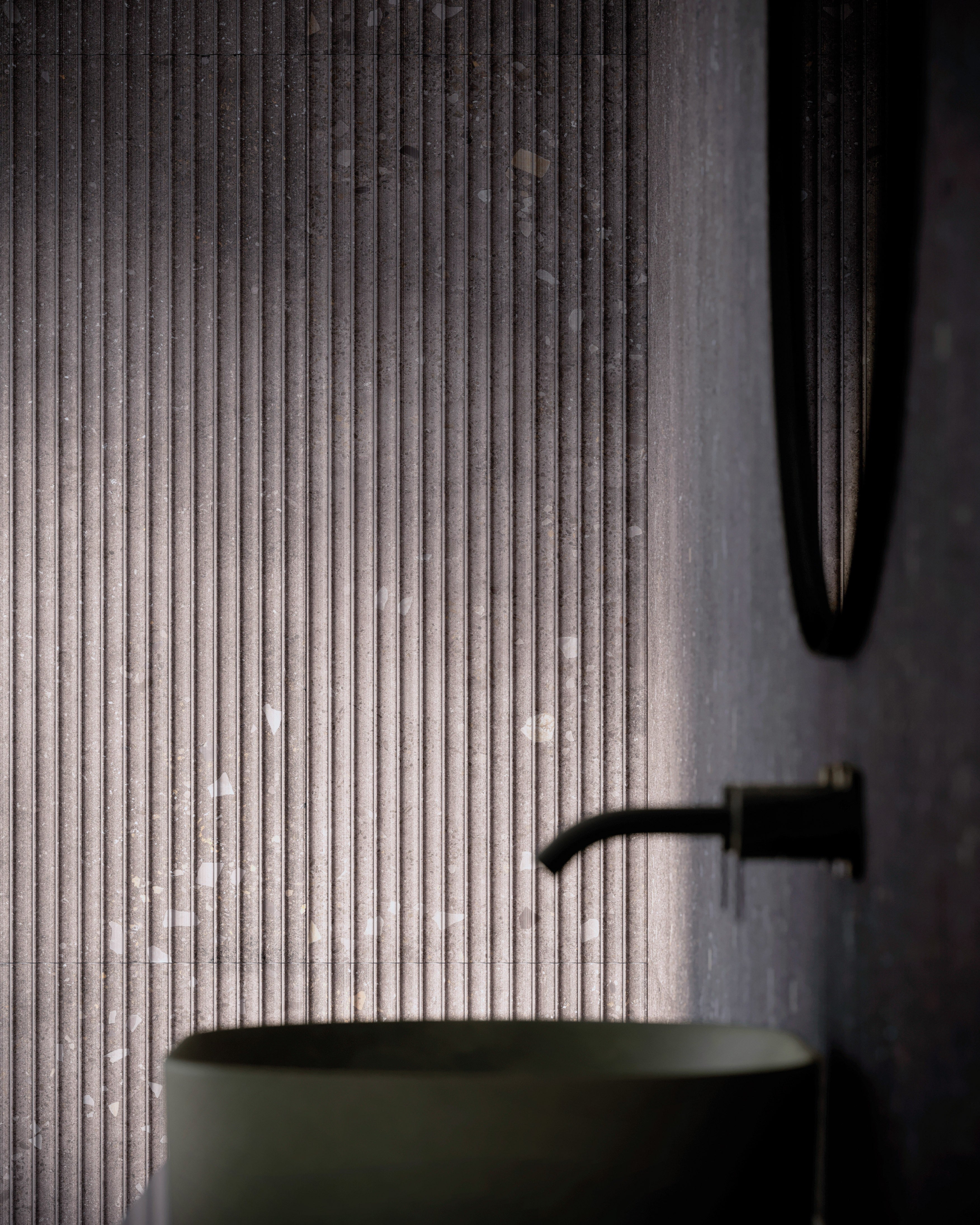 ETHEREAL ELEMENTS: Silver Serenity Chevron Mosaic (2 1/2"x15"x8-mm | natural | rectified)