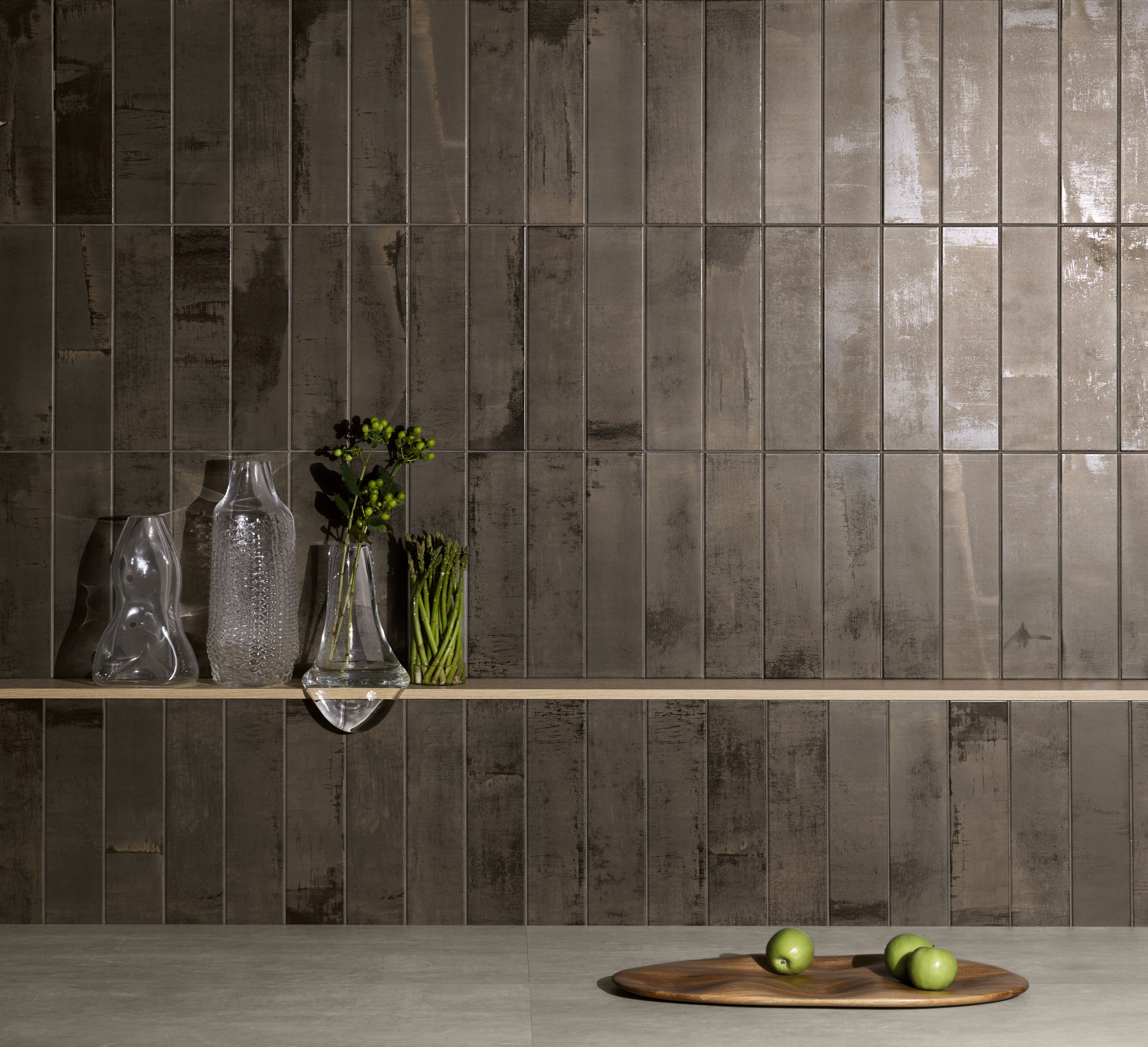 METALLIC REVERIE: Iron Illusion Field Tile (4"x16"x7-mm | matte | pressed)