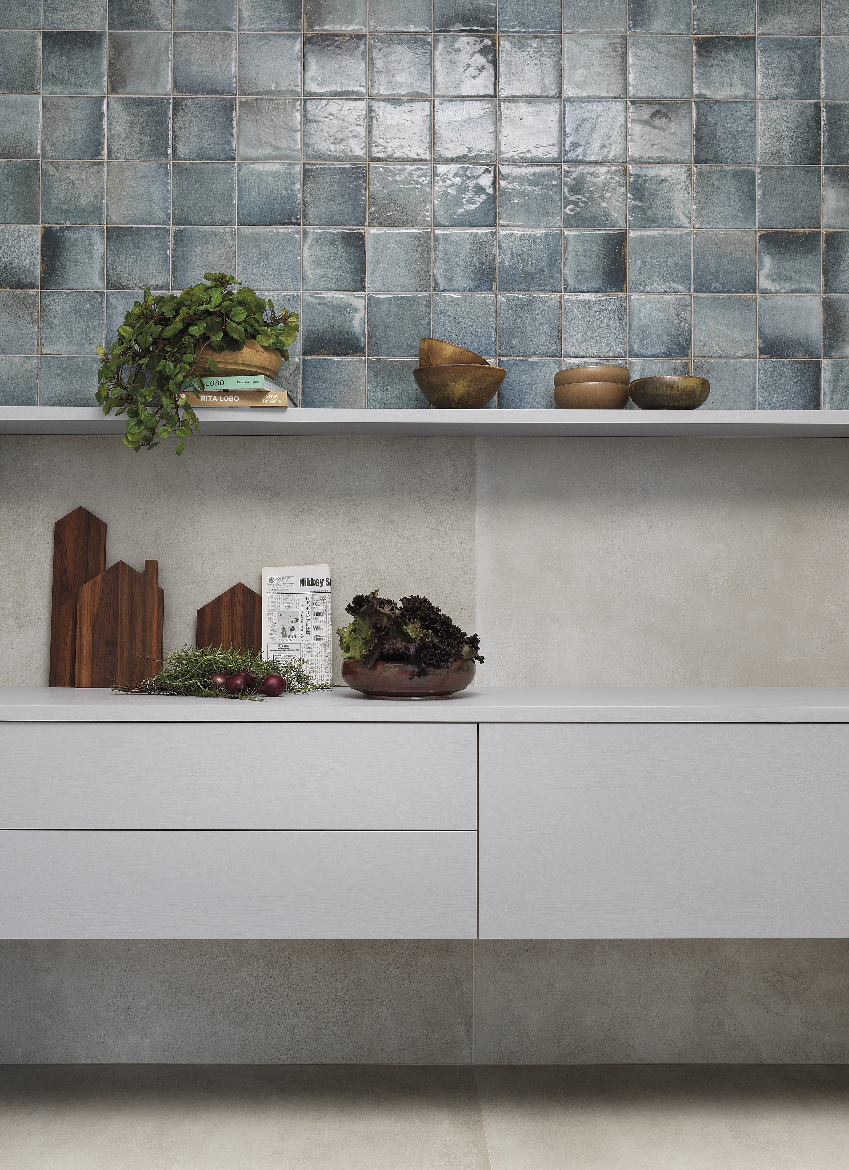 URBAN METROPOLIS: Concrete Metropolis Field Tile (48"x48"x9-mm | natural | rectified)