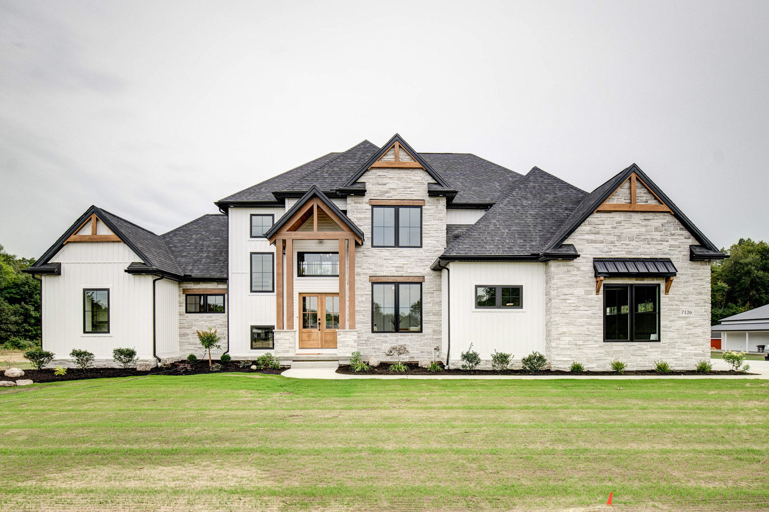 Country Ledgestone Wheaton wall panels by Cultured Stone, primary product image. Premium stone veneer for exterior and interior walls.