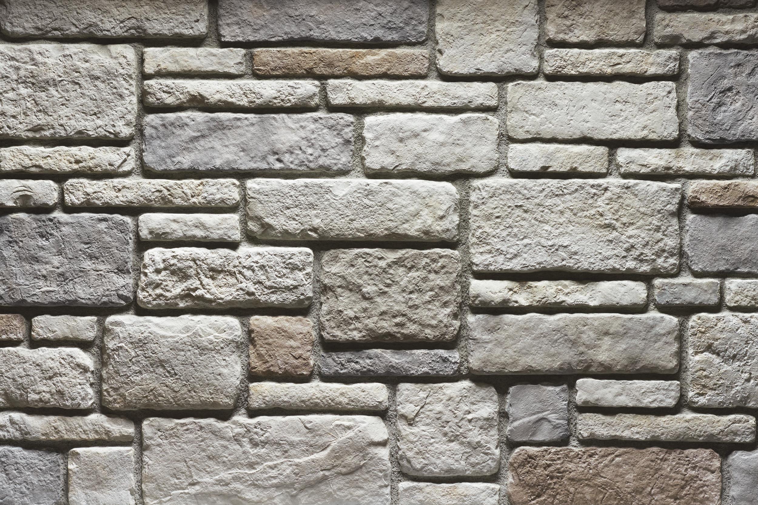 Sculpted Ashlar Echo Ridge wall panels by Cultured Stone, primary product image. Premium stone veneer for exterior and interior walls.