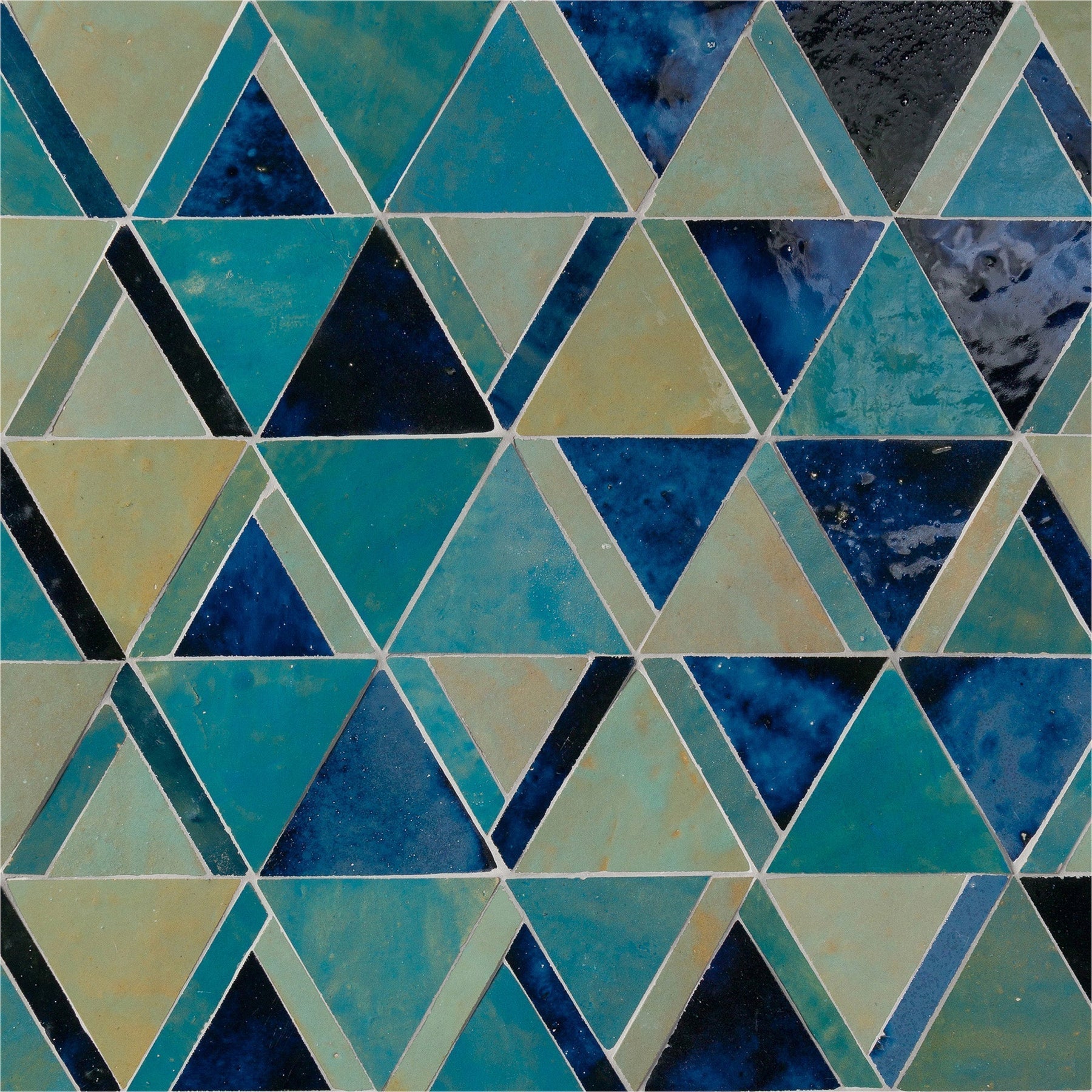MISTRAL: Oasis Kilim Triangular Field Mosaic (11.89"x6.93" | semi glossy)