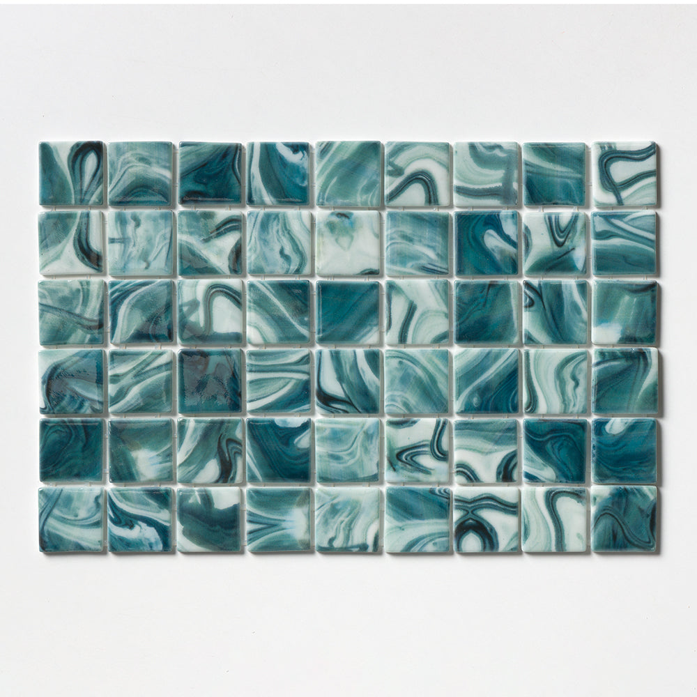 Ondata Polished 2Γ2 Recycle Glass Mosaic 12 3/8Γ18 3/4 Image