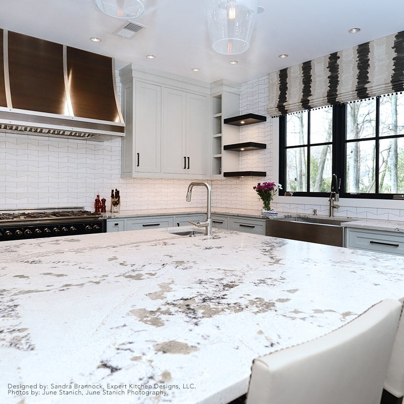 Ubiquity Snow White Multi Finish Marble Waterjet Decos 2 29/32×8 11/32 (XET04001)
