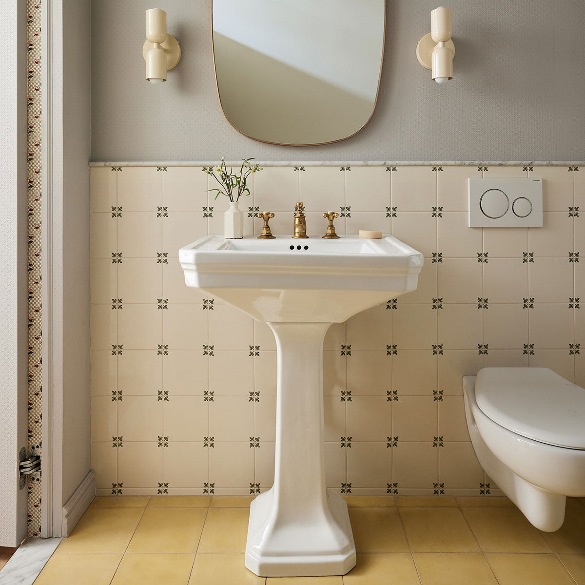 Garden Blanc Glazed Ceramic Tile 6×6 (WLV20299)