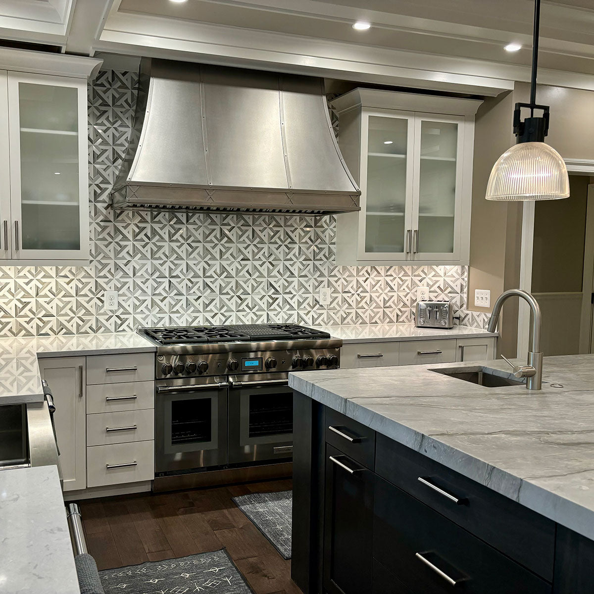 Marmara Dolomite, Skyline Vein Cut Multi Finish Marble Waterjet Decos 9 11/16Γ9 11/16 (YNR10032)