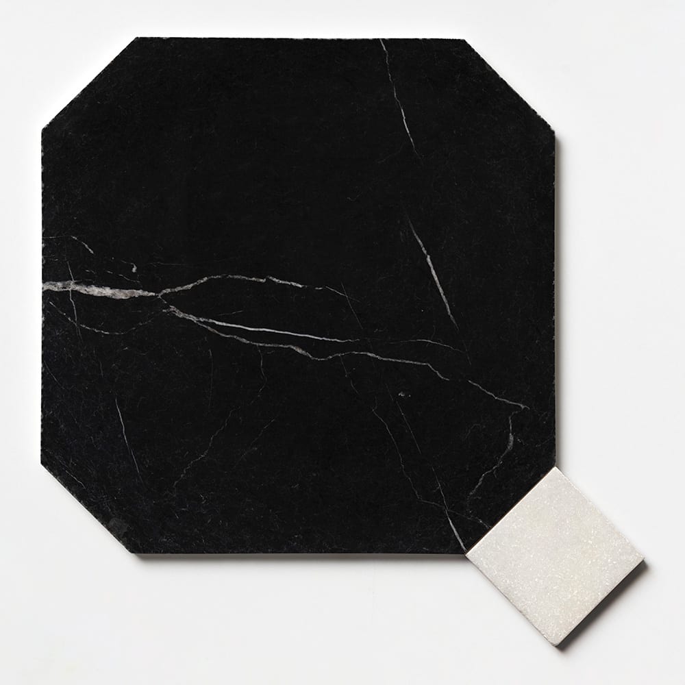 Black, Glacier Tumbled Marble Tile 16×16 Image