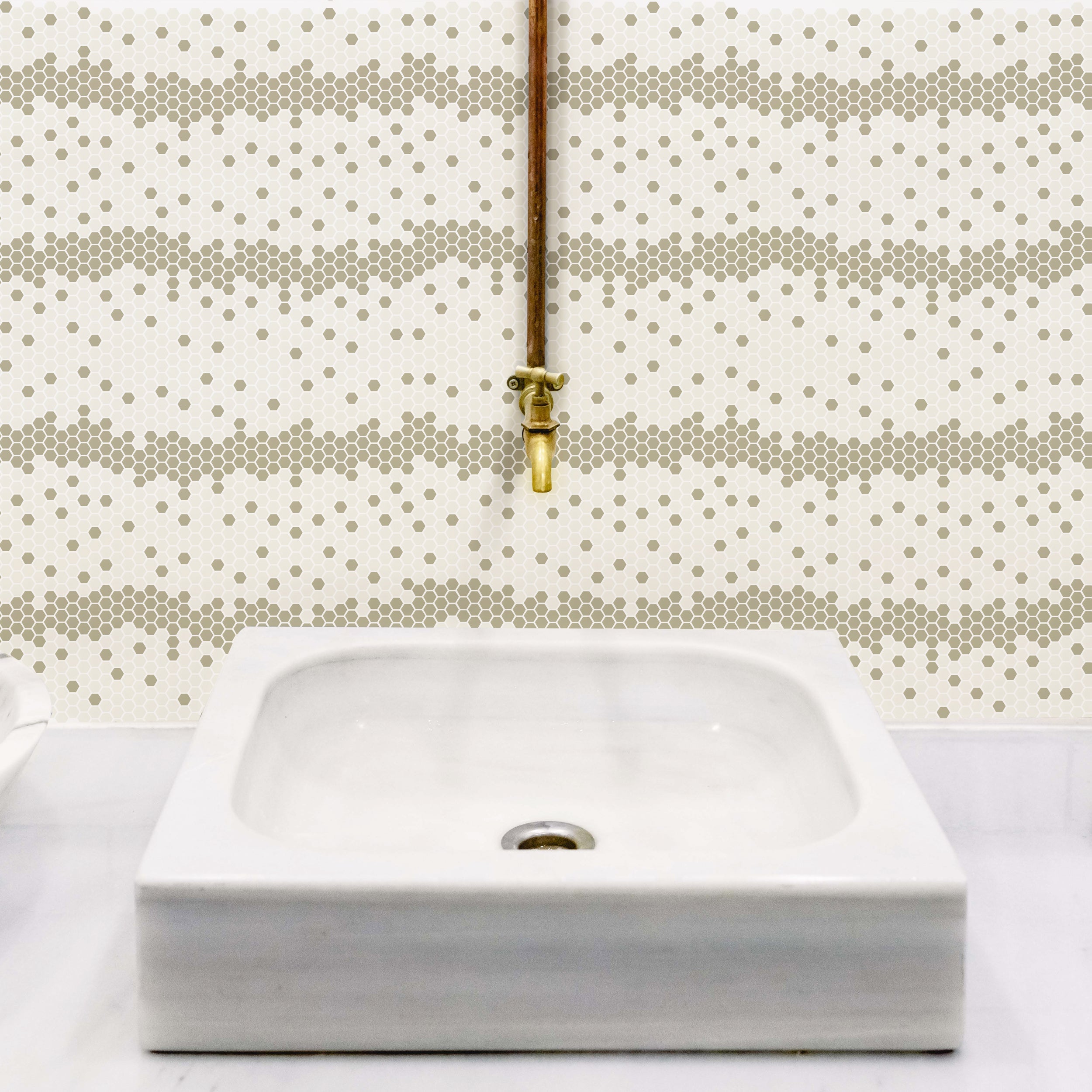 GEOMETRO: Montpellier Country Hexagonal Recycled Glass Mosaic (11 7/16"x12 3/8"x3/8" | Matte)