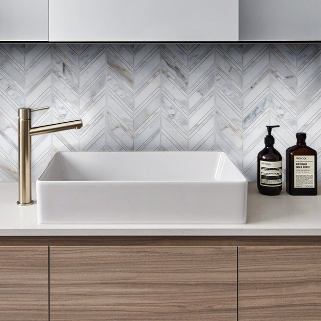 CALACATTA GOLD: Chevron Mosaic (11"×11 3/4"×3/8" | honed)