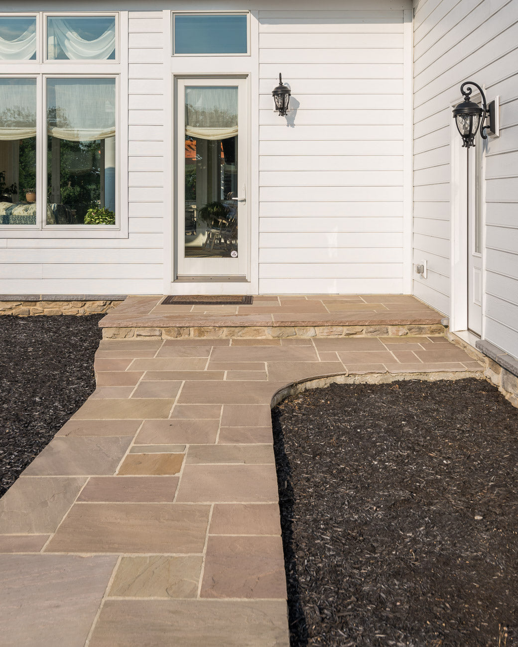 Classic Step Autumn Brown step by Old World Flagstone, primary product image, 16.0" x 48.0" x 6.0" size. Premium stone veneer for exterior and interior walls.