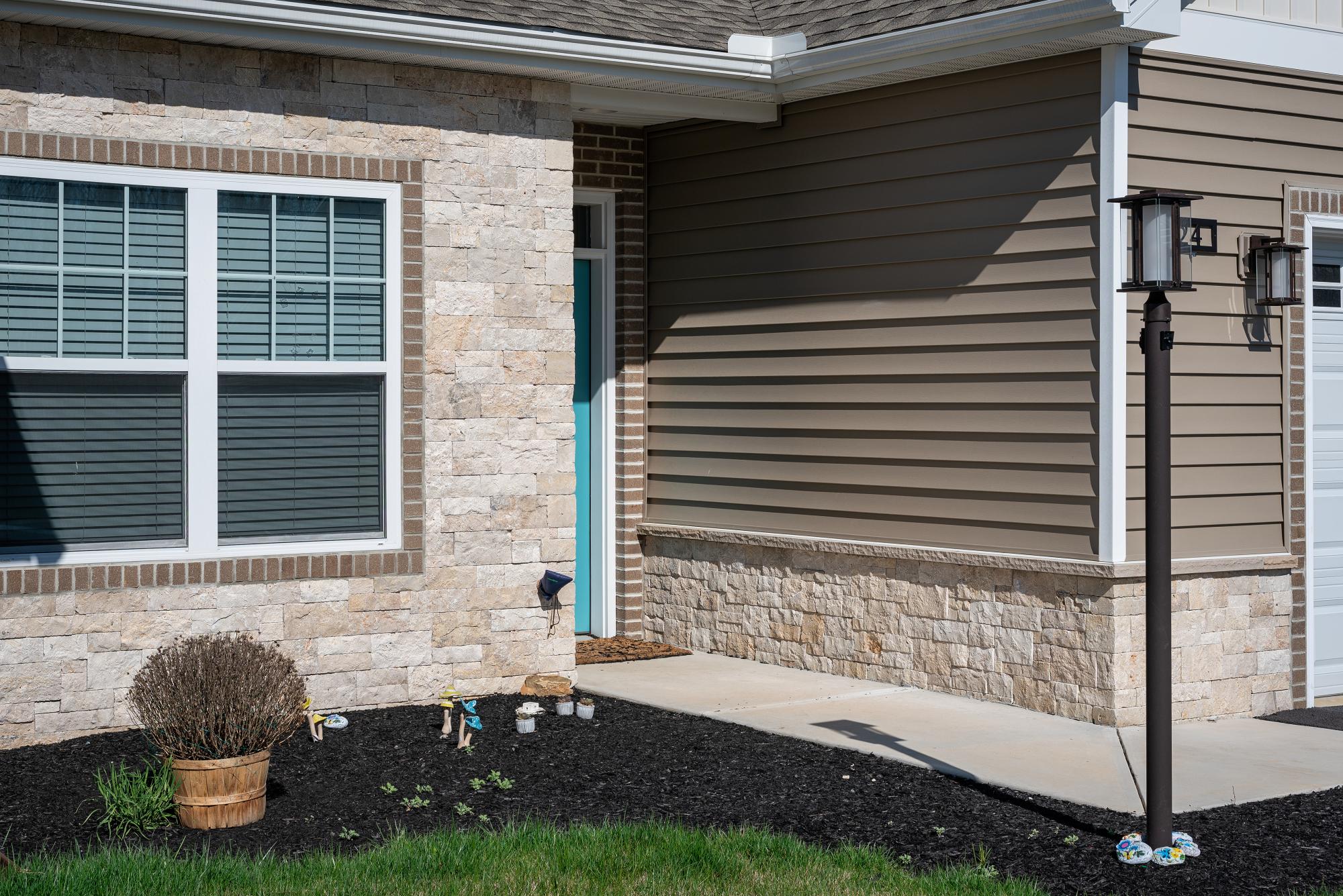 Dressed Ashlar Lafayette wall panels by Old World Veneer, primary product image. Premium stone veneer for exterior and interior walls.