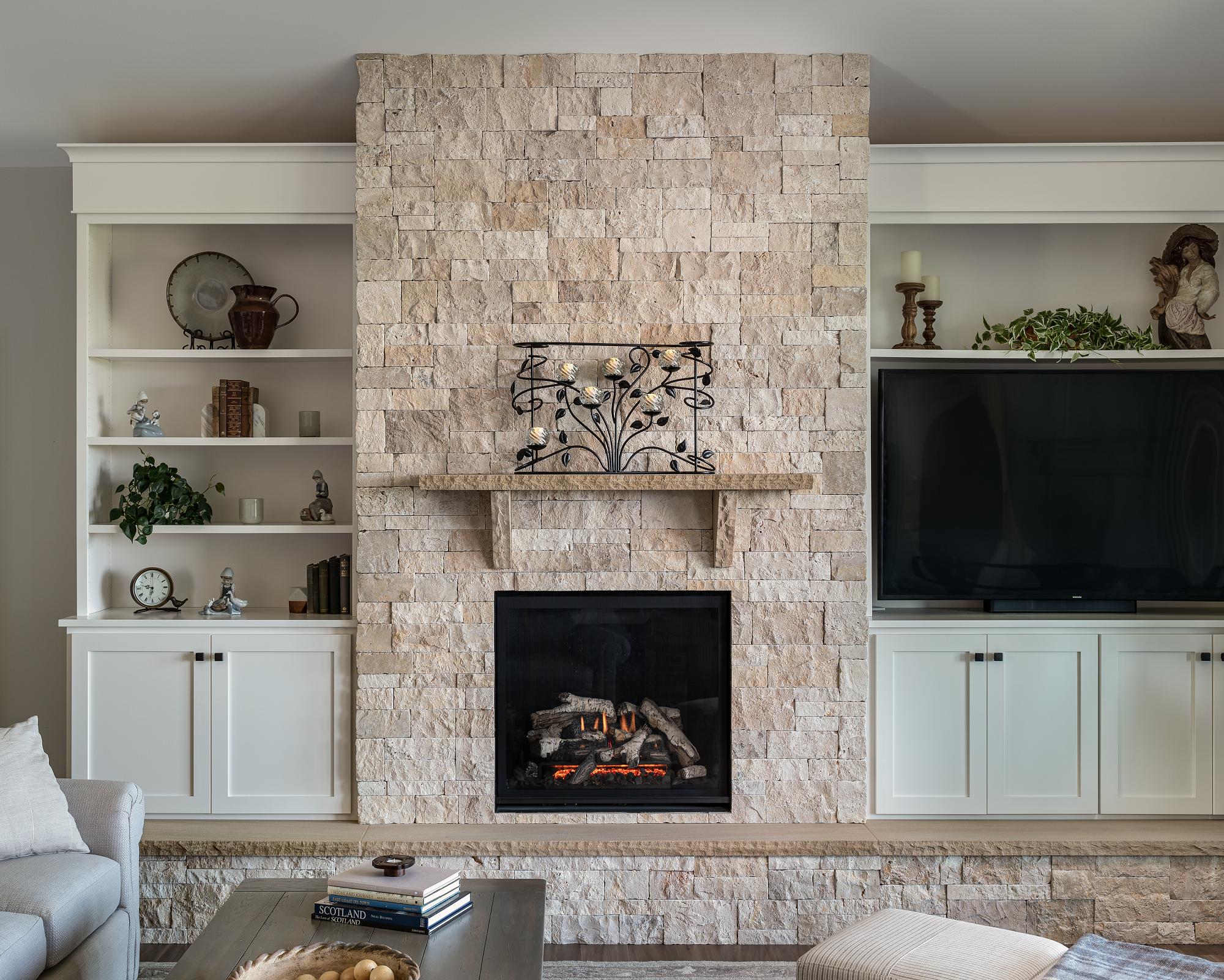 Dressed Ashlar Lafayette wall panels by Old World Veneer, primary product image. Premium stone veneer for exterior and interior walls.