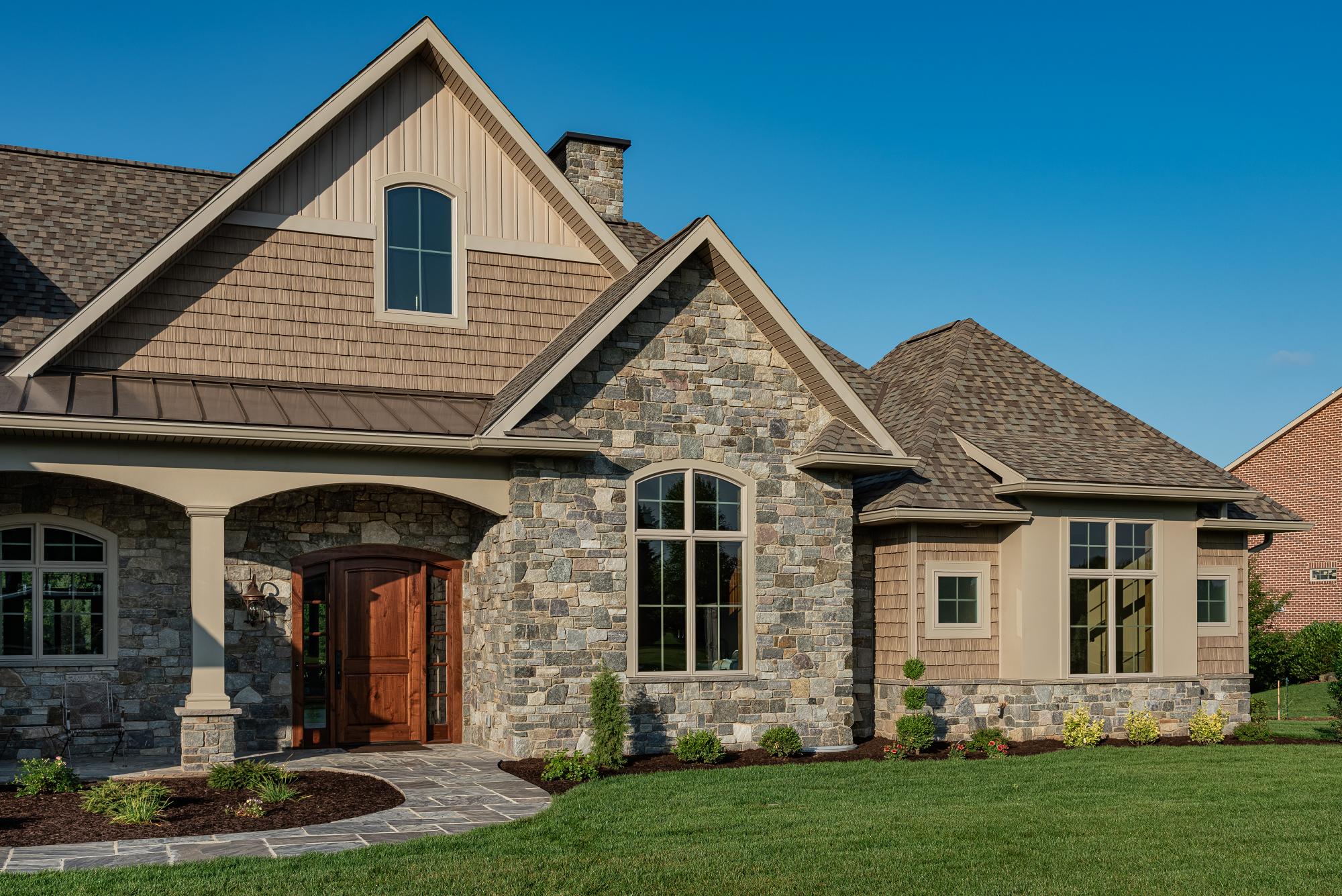 Homestead Rubble Rockland wall panels by Old World Veneer, primary product image. Premium stone veneer for exterior and interior walls.