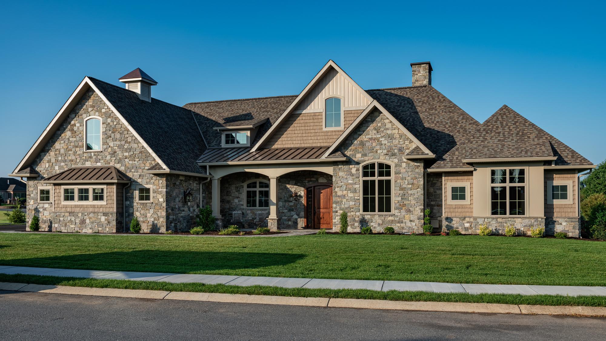 Homestead Rubble Rockland wall panels by Old World Veneer, primary product image. Premium stone veneer for exterior and interior walls.