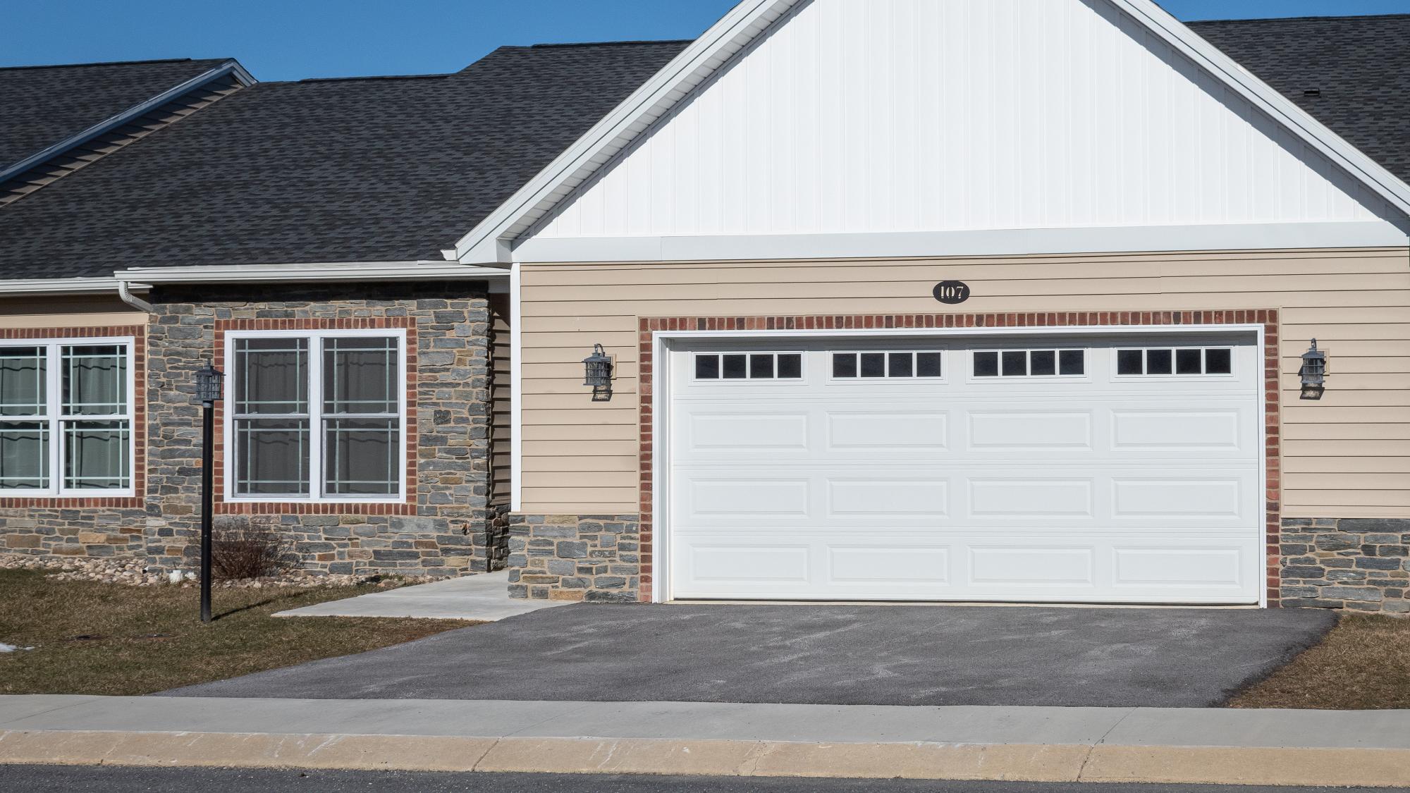 Ledgestone High Point wall panels by Old World Veneer, primary product image. Premium stone veneer for exterior and interior walls.