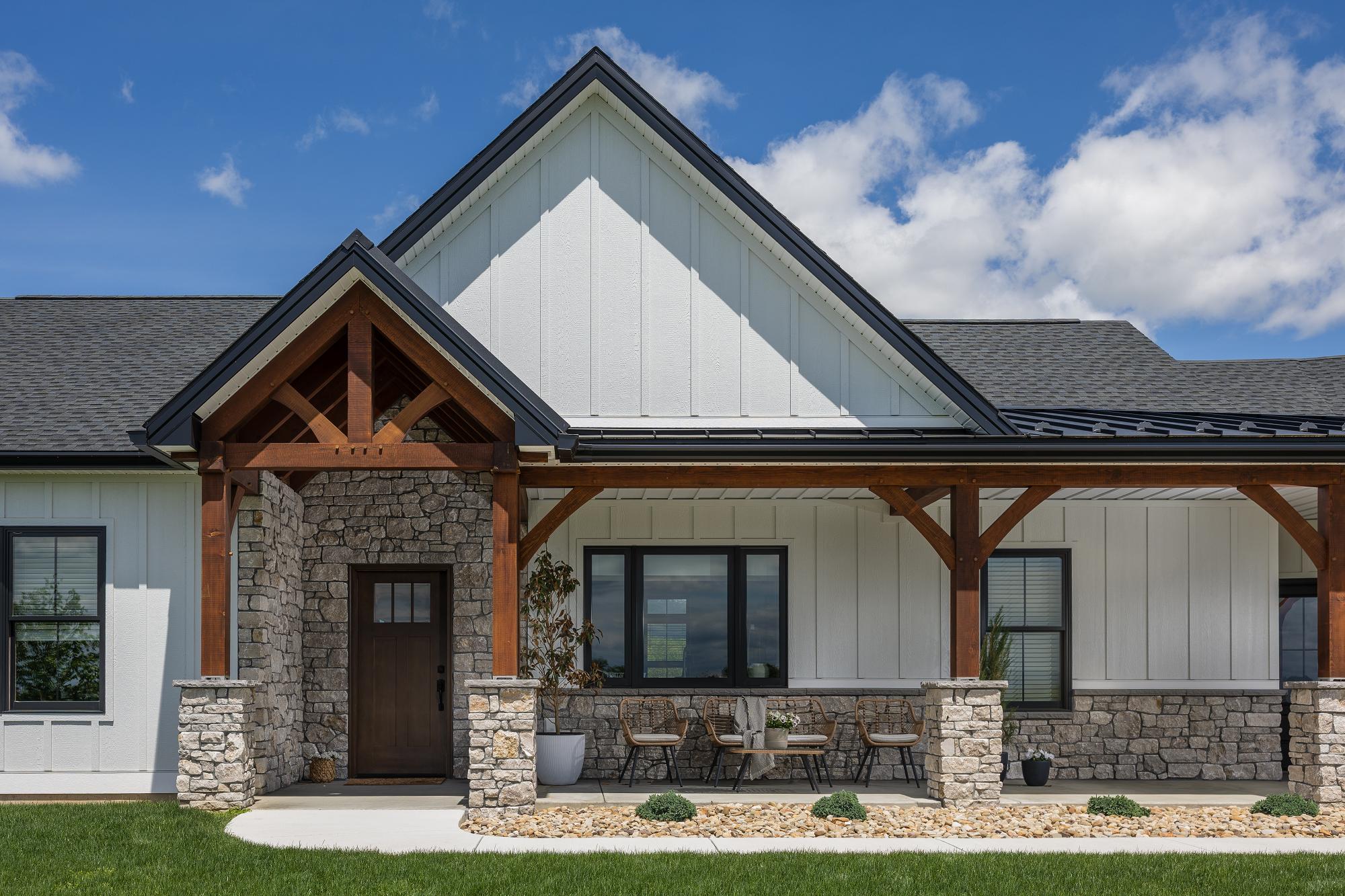 Rustic Ashlar Amarillo wall panels by Old World Veneer, primary product image. Premium stone veneer for exterior and interior walls.