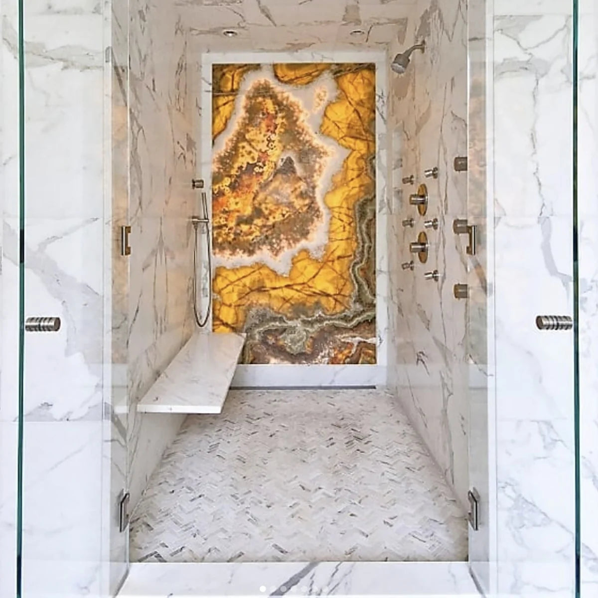 Calacatta Gold Honed Marble White mosaic, product image. Premium marble for floors and walls.
