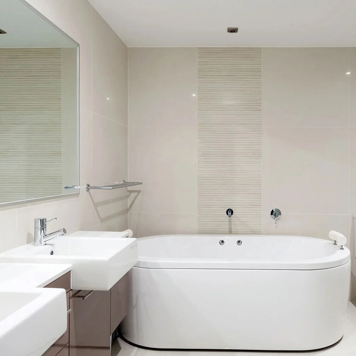 Lymra Limestone Cream field tile, lifestyle installation view 5. Premium limestone for floors and walls.