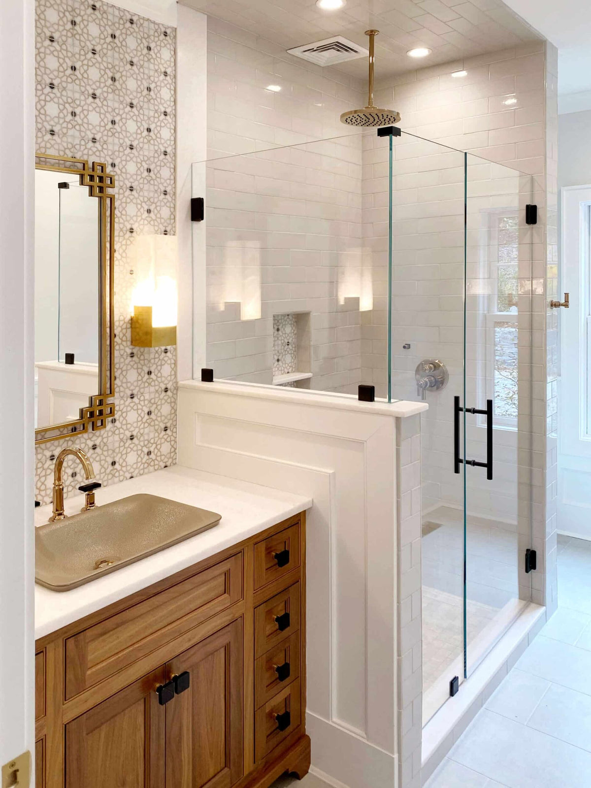 Medina Onyx field tile, lifestyle installation view, 6"×6"×3/8" size. Premium dolomite for floors and walls.