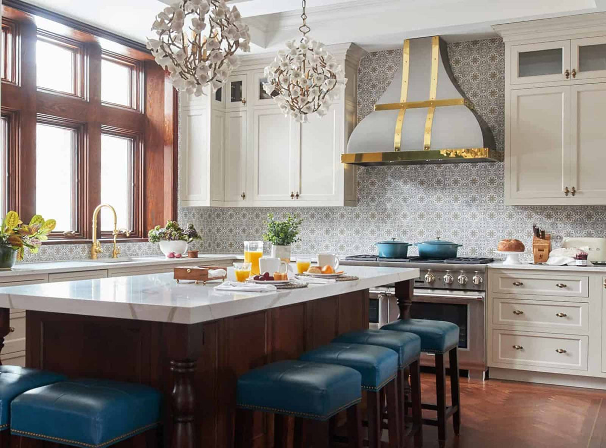 Sanza Sesame field tile, lifestyle installation view, 6"×6"×3/8" size. Premium limestone for floors and walls.