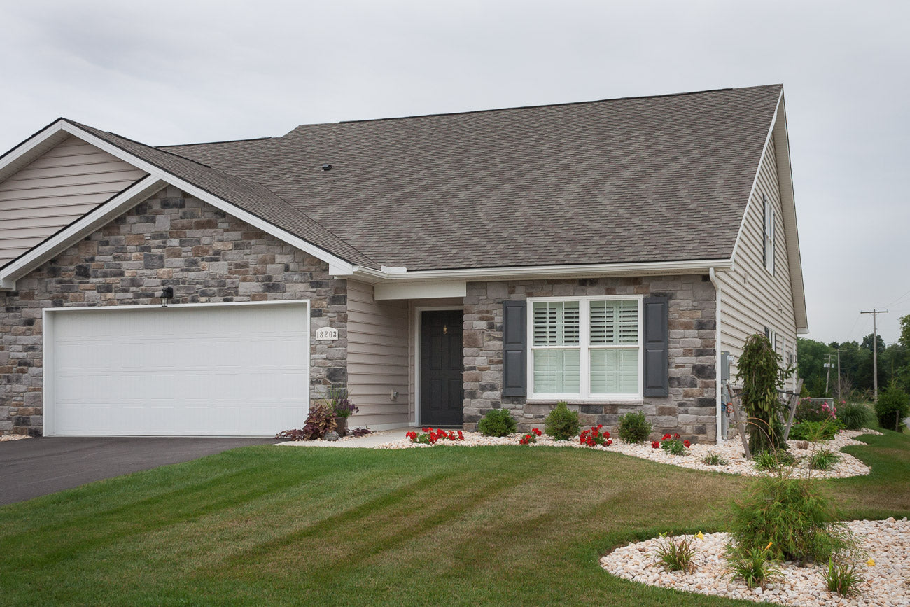 Heritage Pennsylvania manufactured stone accessories, lifestyle installation view 7, 7"–11 3/4"×2 3/8"–3 1/4"×1"–1 3/4" size. Premium manufactured stone for exterior and interior walls.