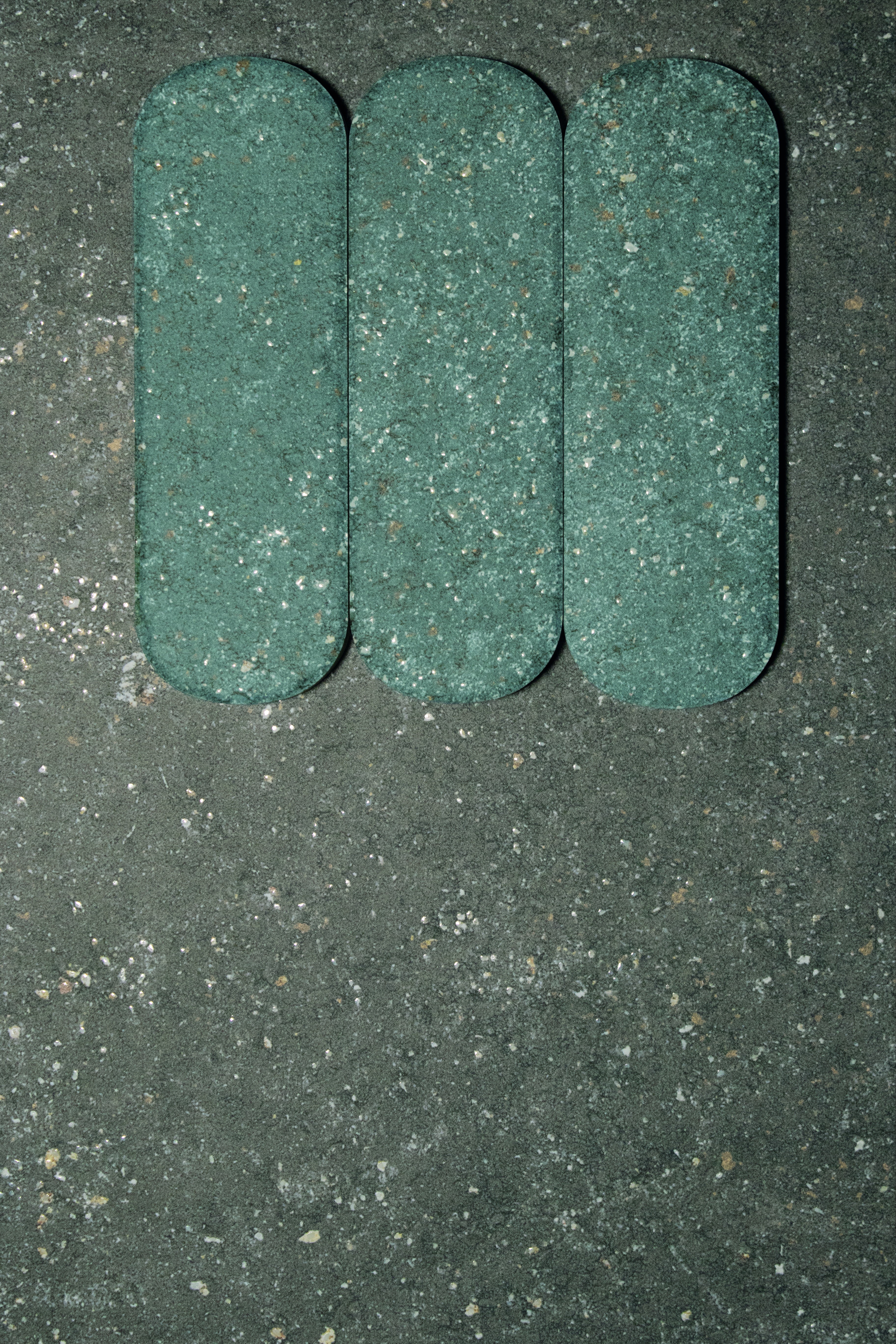 STONE DUST: Nero Xxl Field Tile (17.2"x17.2"x10-mm | matte)