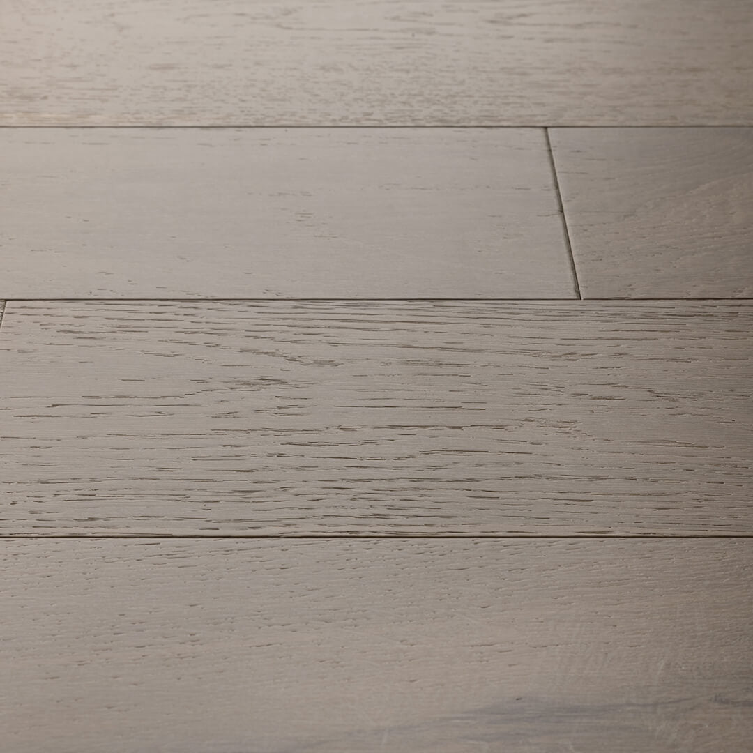 HERMITAGE: Dijon White Oak Engineered Hardwood Plank (7½"X24"-76"X⅝" | Wire Brush)