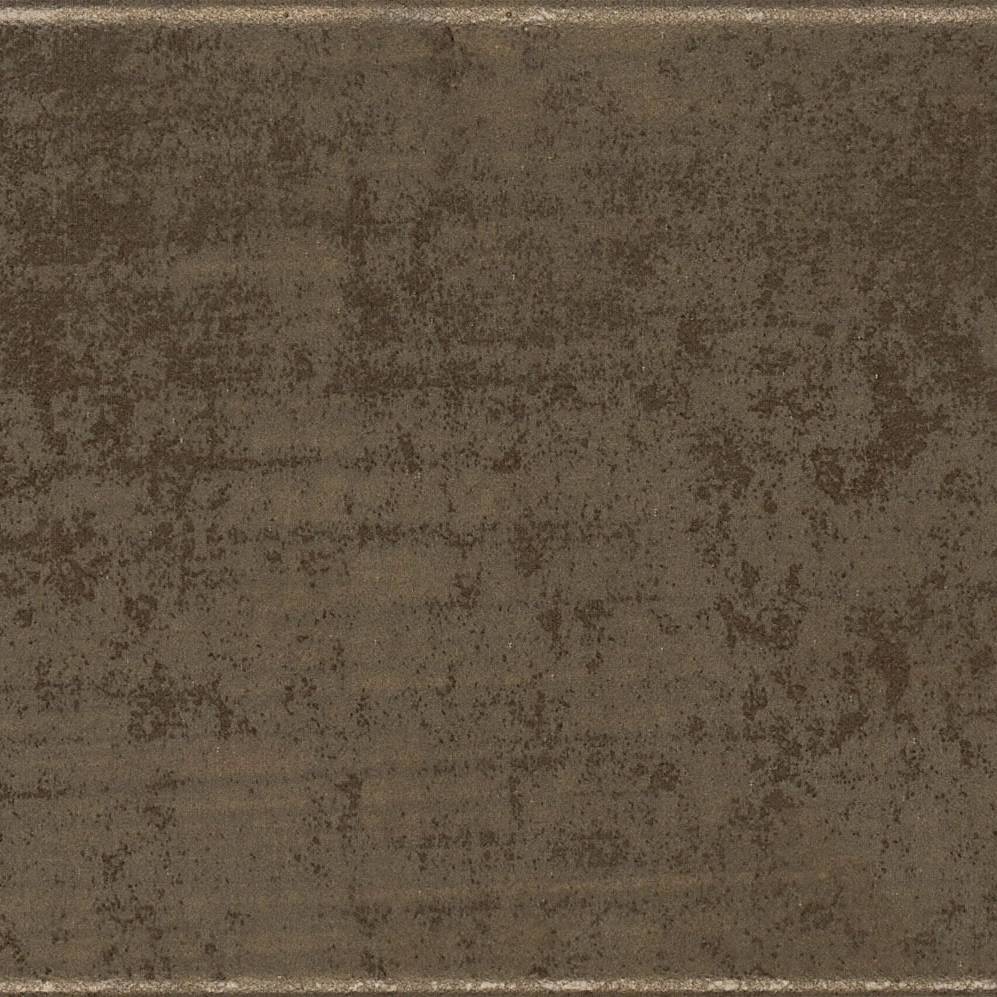 Metallic Reverie Iron Illusion