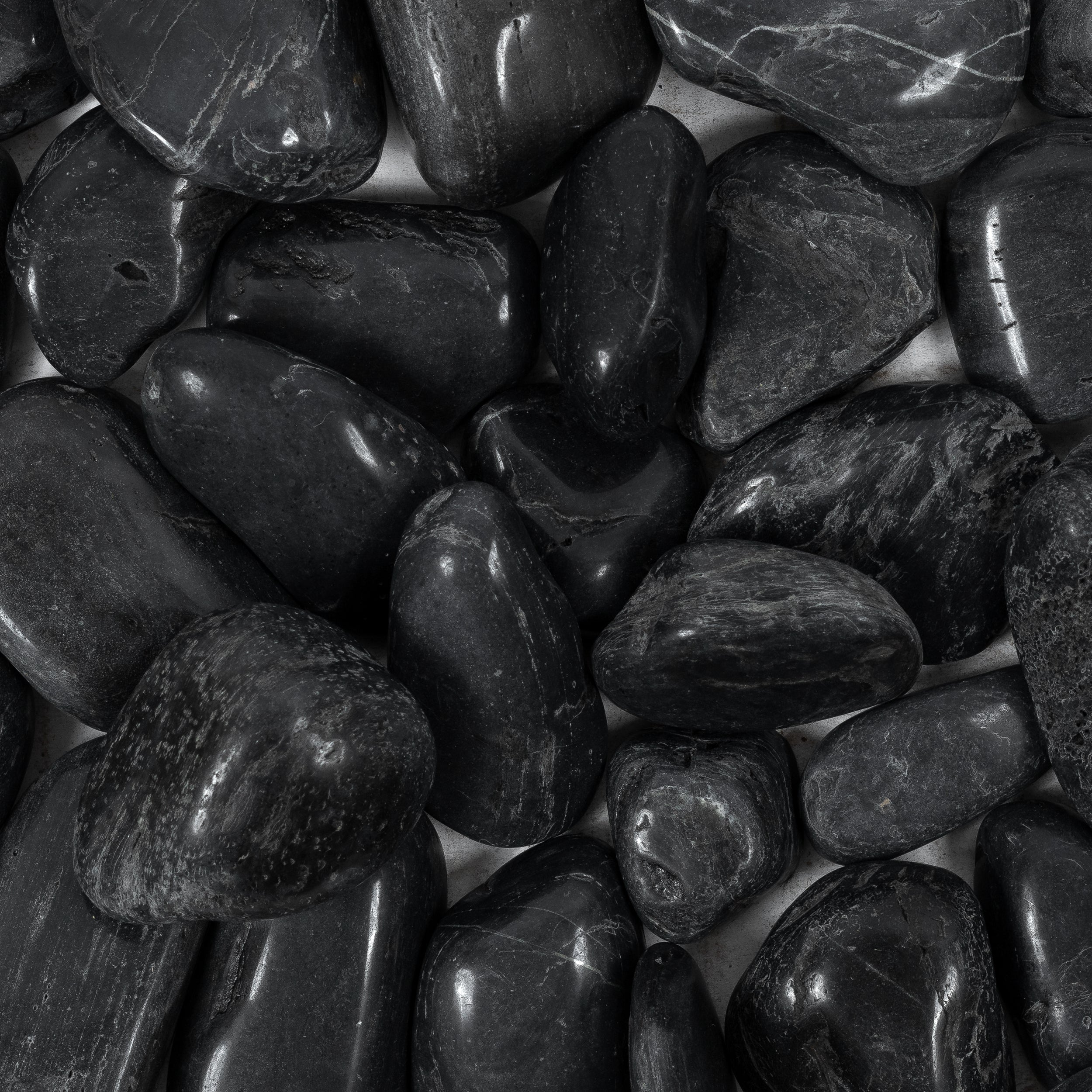 Loose Pebbles — Black