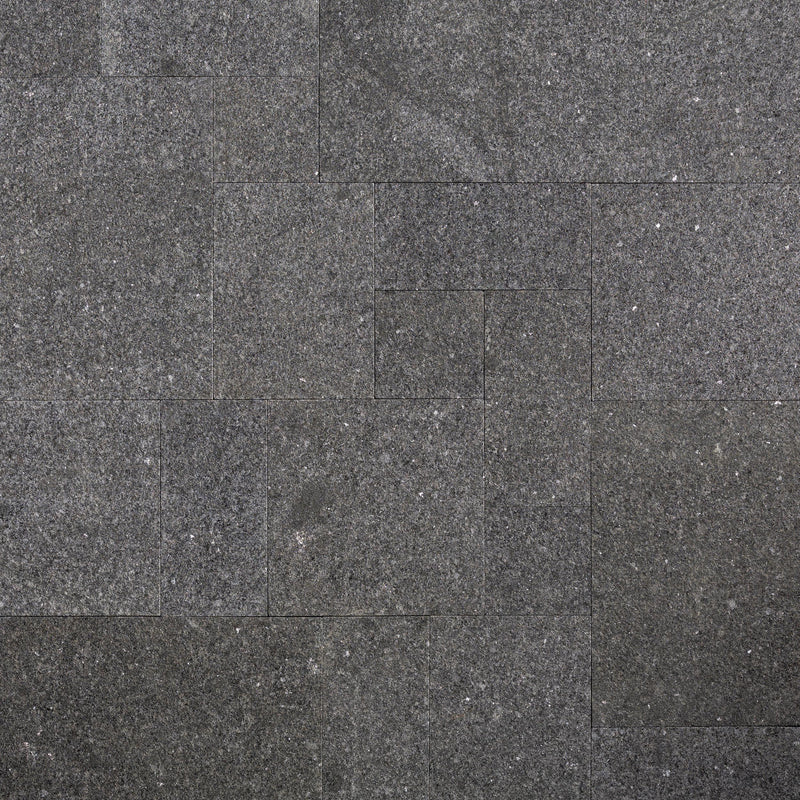 Midnight β Faux Stone and Manufactured Stone and Manufactured Stone Veneer and Sandstone and Stone Veneer collection