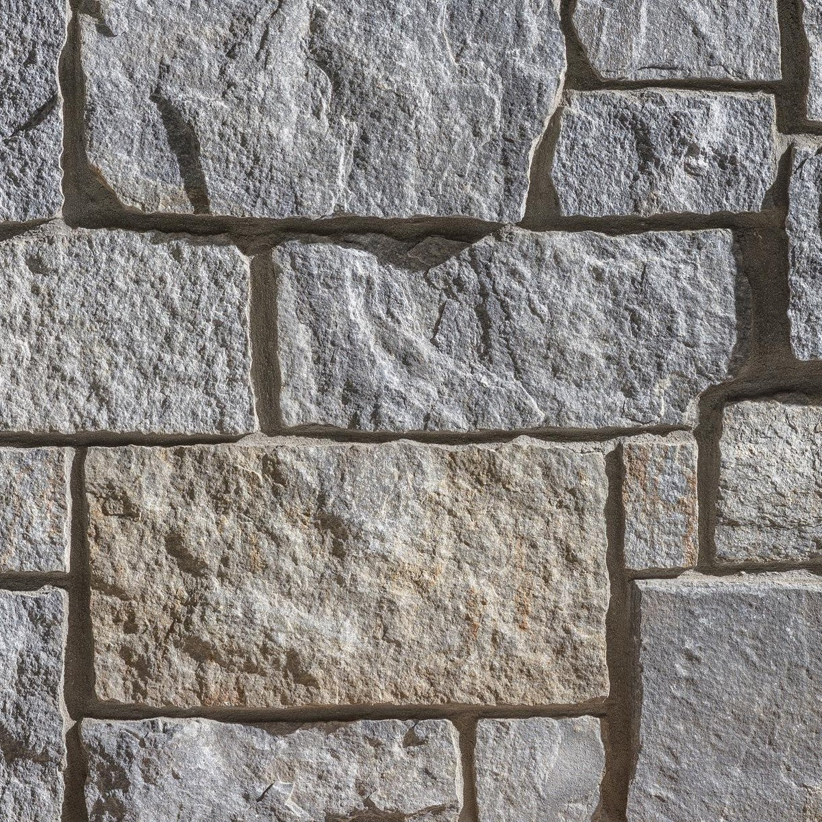 Old World Rustic Ashlar Silver Bay Stone Veneer stone veneer by Old World Veneer