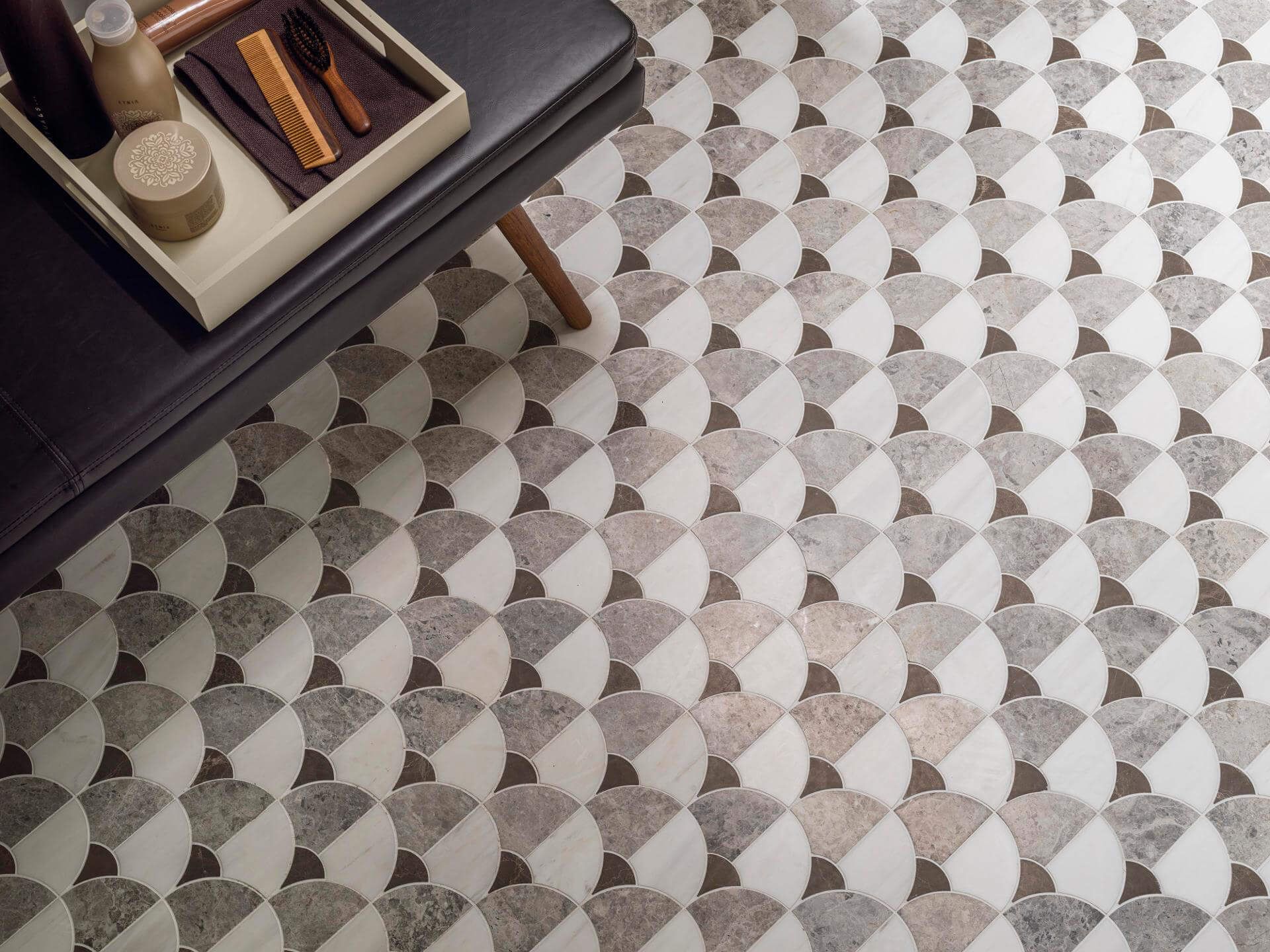 Figure Dark Shell Mosaic (12x12x10-mm | matt)