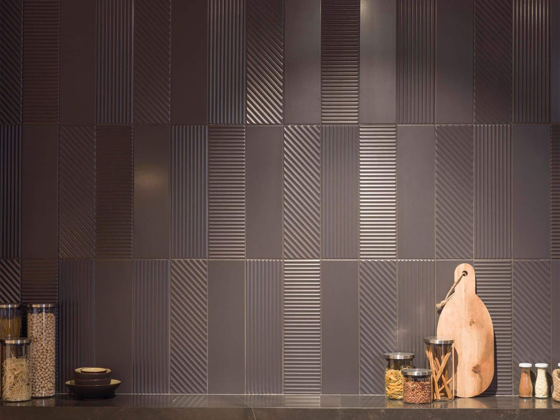 Trend Dark Vertical Wall Tile (5x17x9.5-mm | gloss)