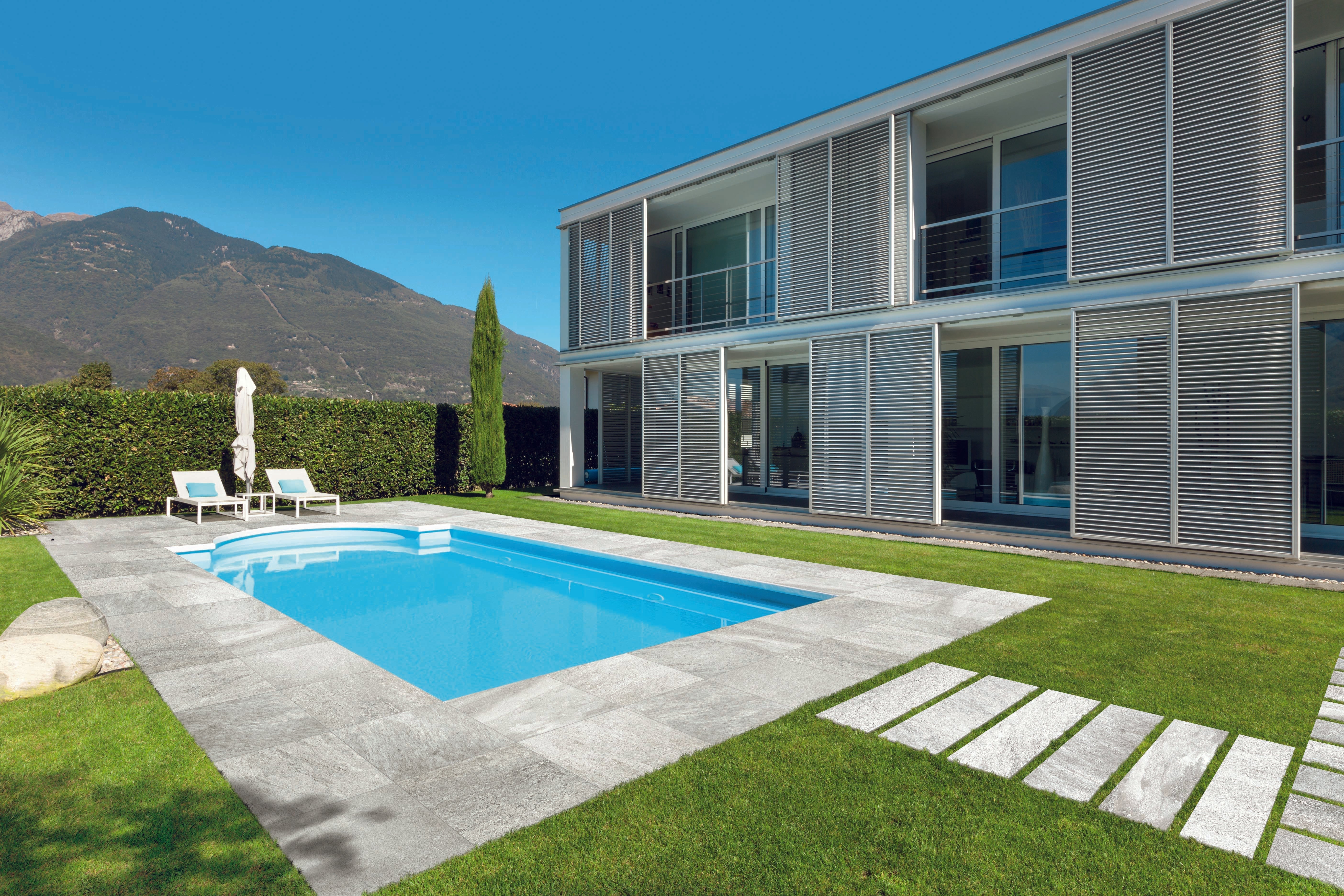 QUARTZ: White Paving Tile (12"x48"x20-mm | grip)