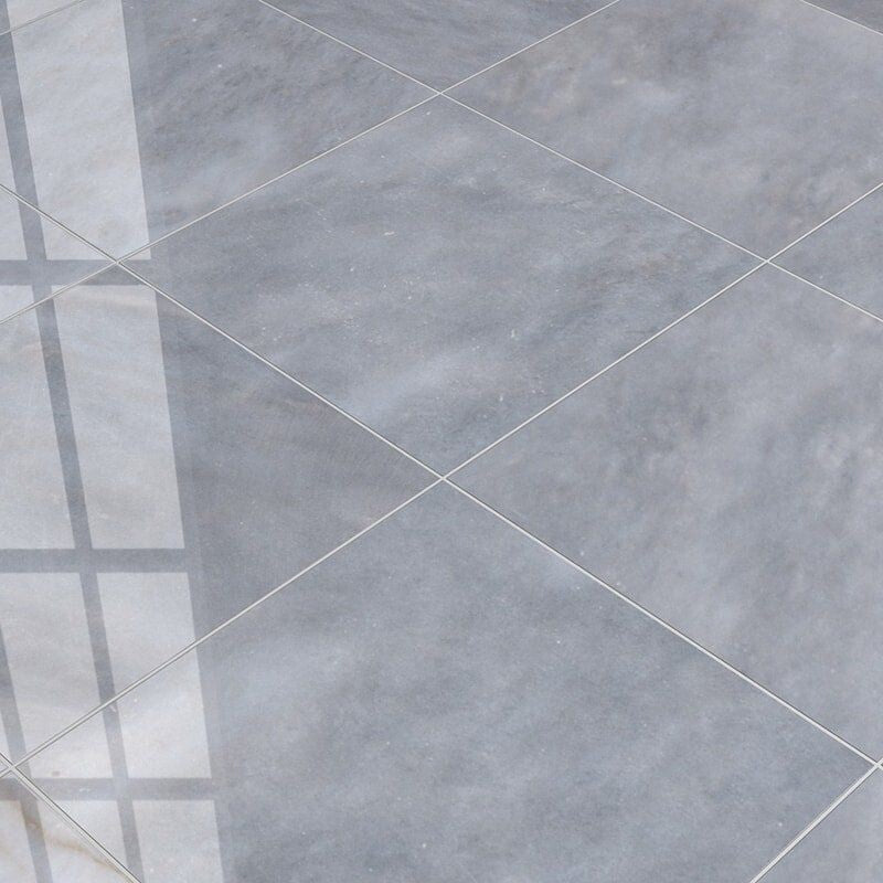 ALLURE LIGHT : Square Field Tile (polished | 18"x18"x1/2" | straight cut)